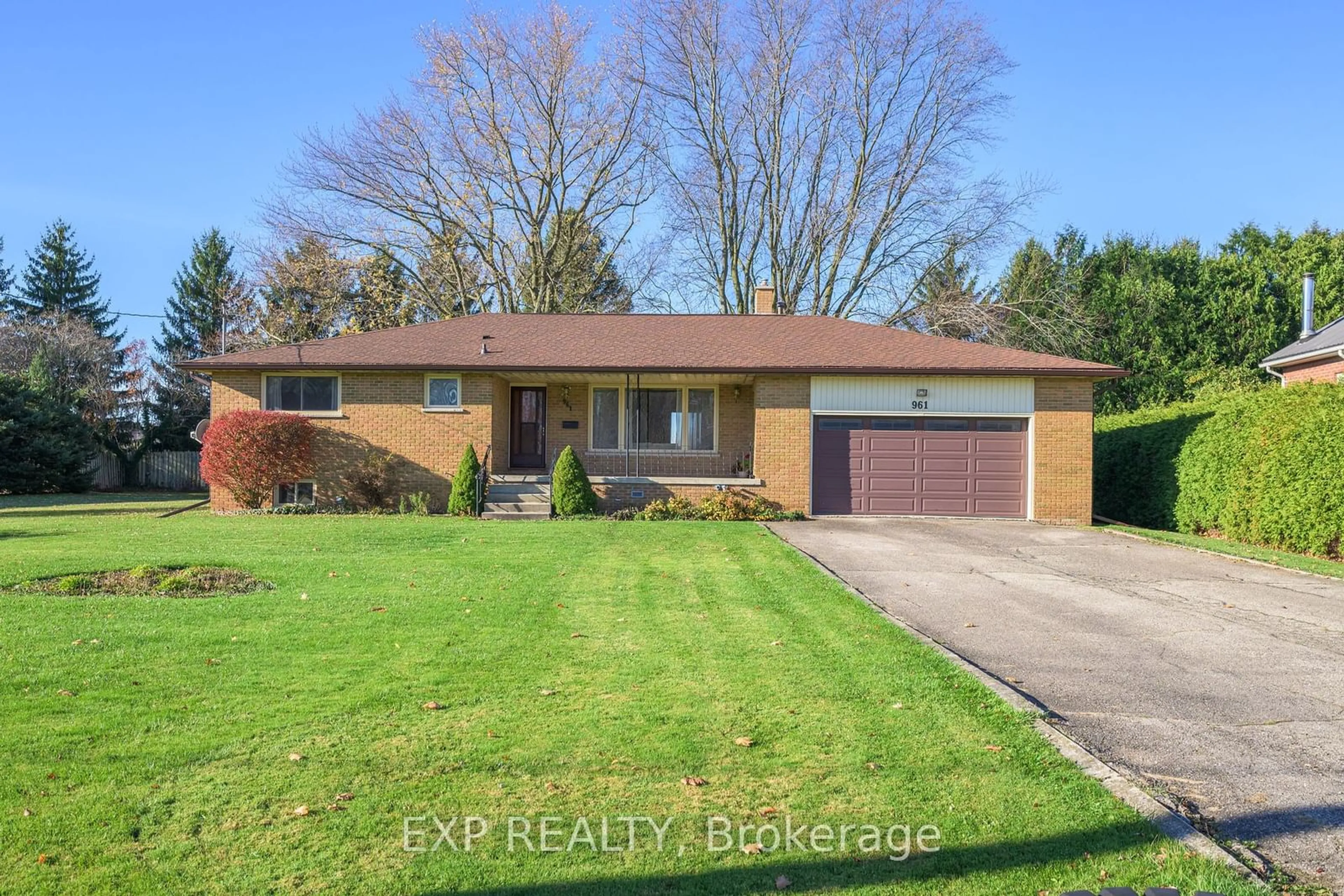 Home with brick exterior material, street for 961 Crumlin Side Rd, London Ontario N5V 1R6