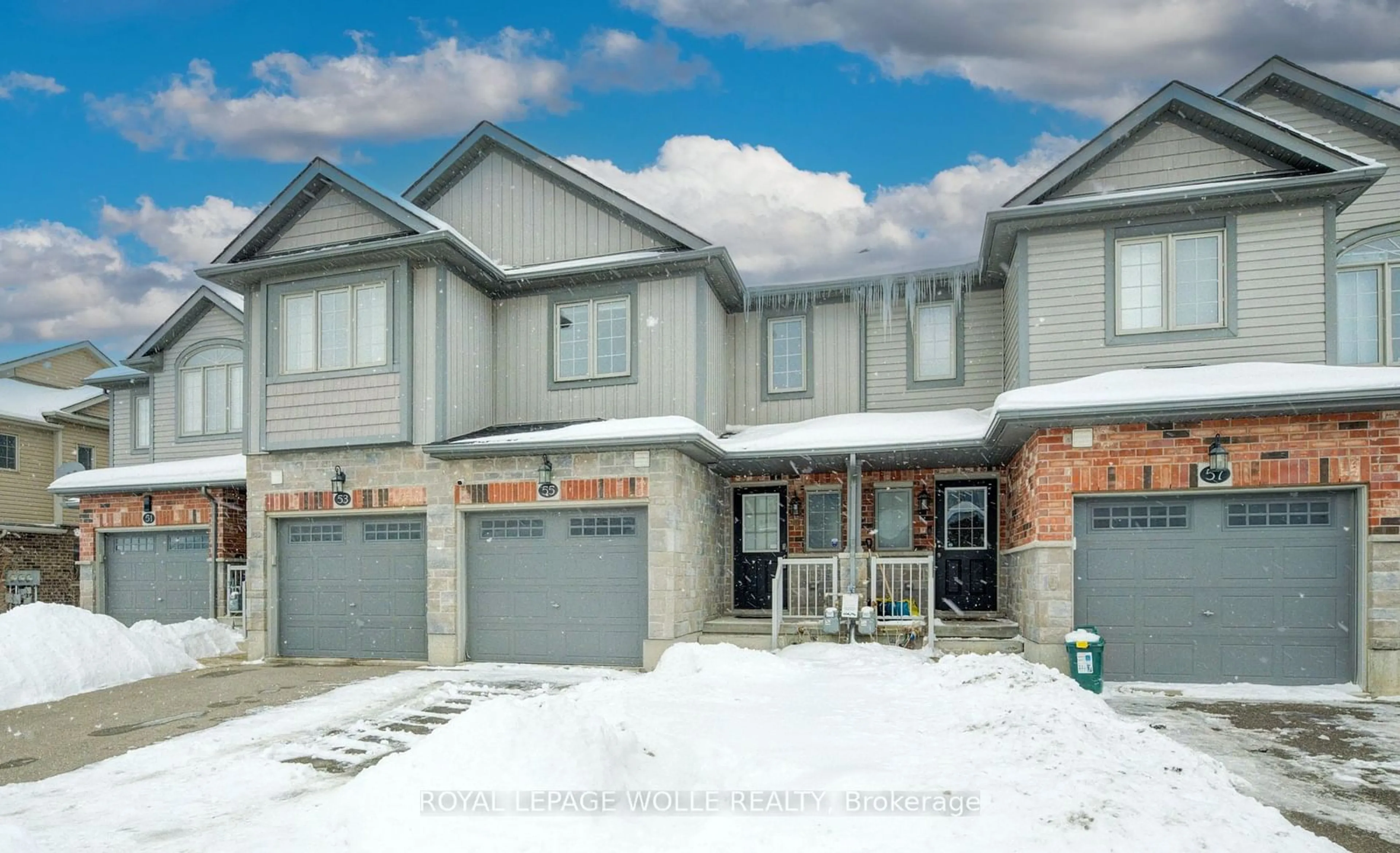 Home with brick exterior material, street for 55 Meadowridge St, Kitchener Ontario N2P 0E2