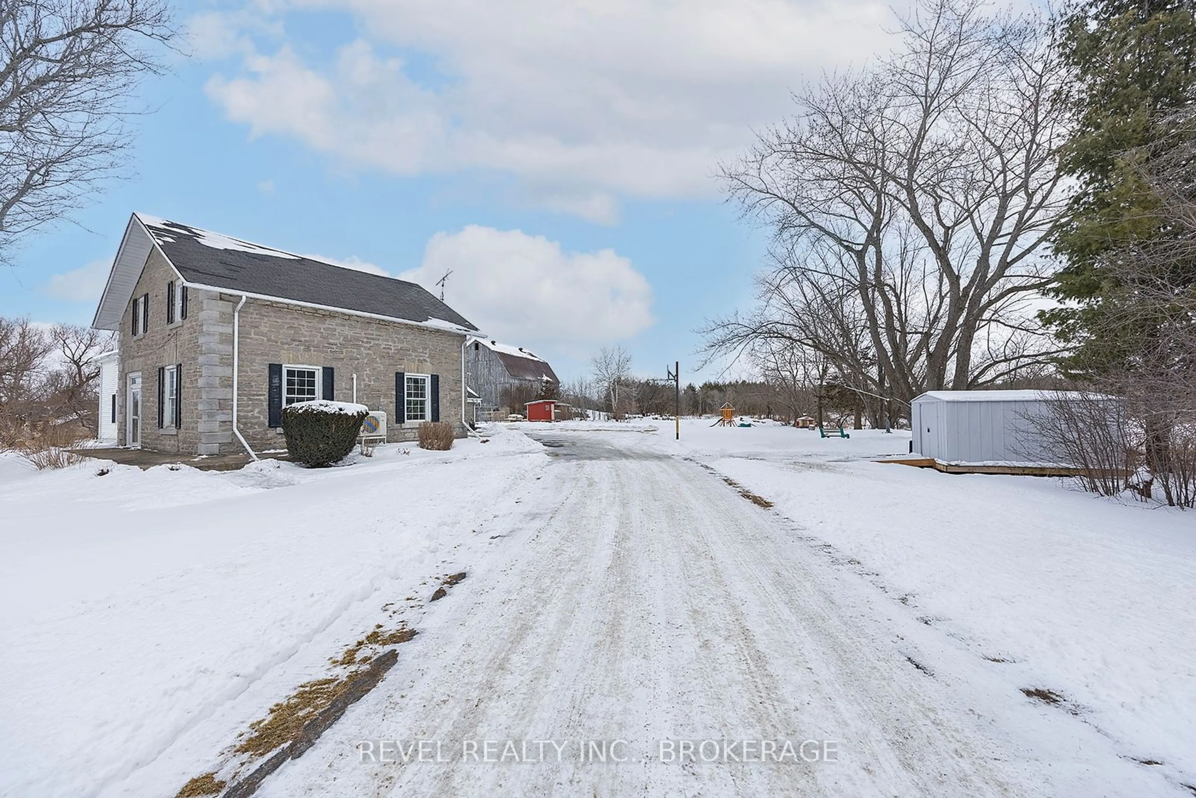 A pic from outside/outdoor area/front of a property/back of a property/a pic from drone, street for 2964 Highway 38, Kingston Ontario K0H 1M0