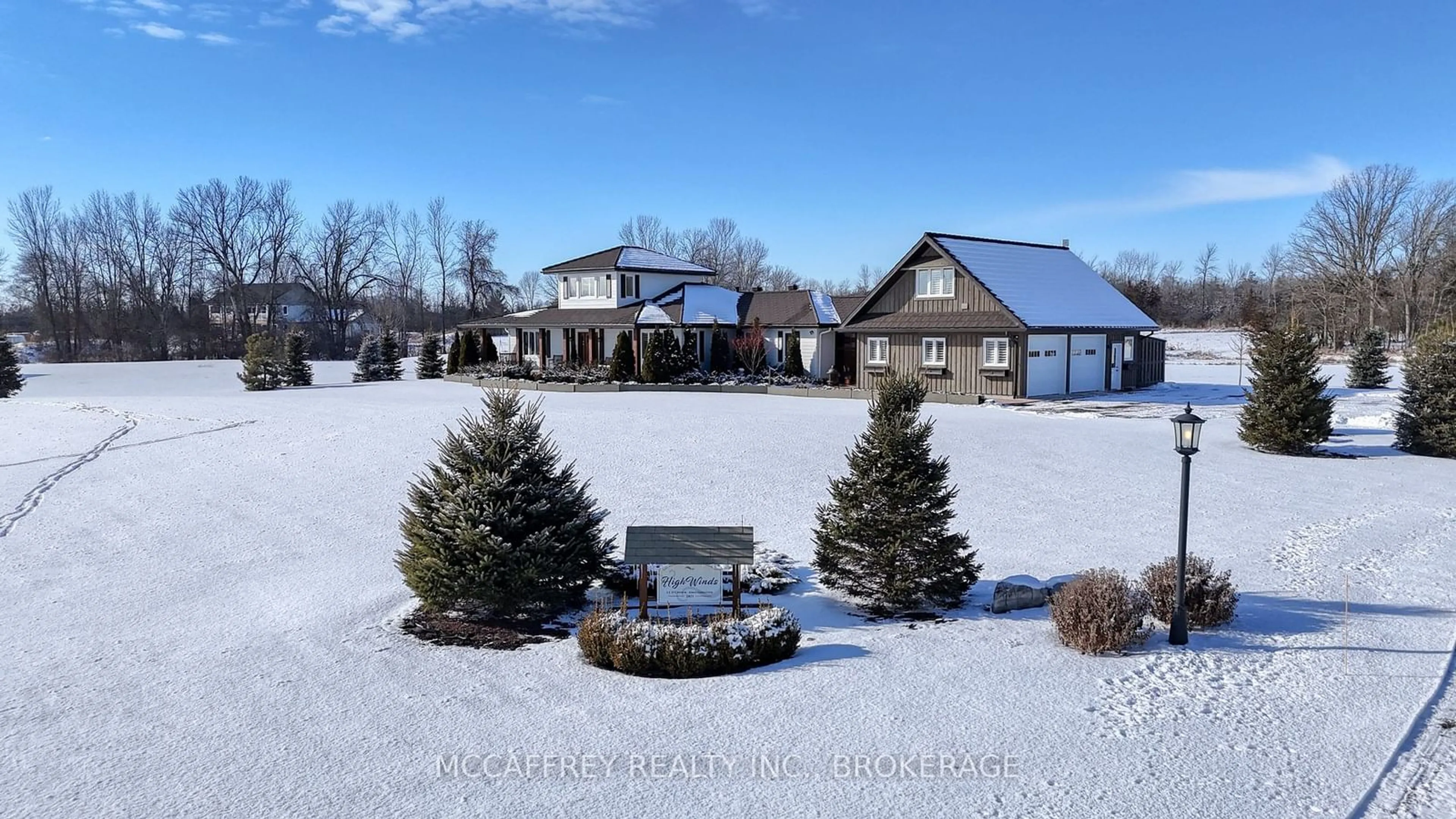 A pic from outside/outdoor area/front of a property/back of a property/a pic from drone, unknown for 4640 County Rd 9 Rd, Greater Napanee Ontario K7R 3K8