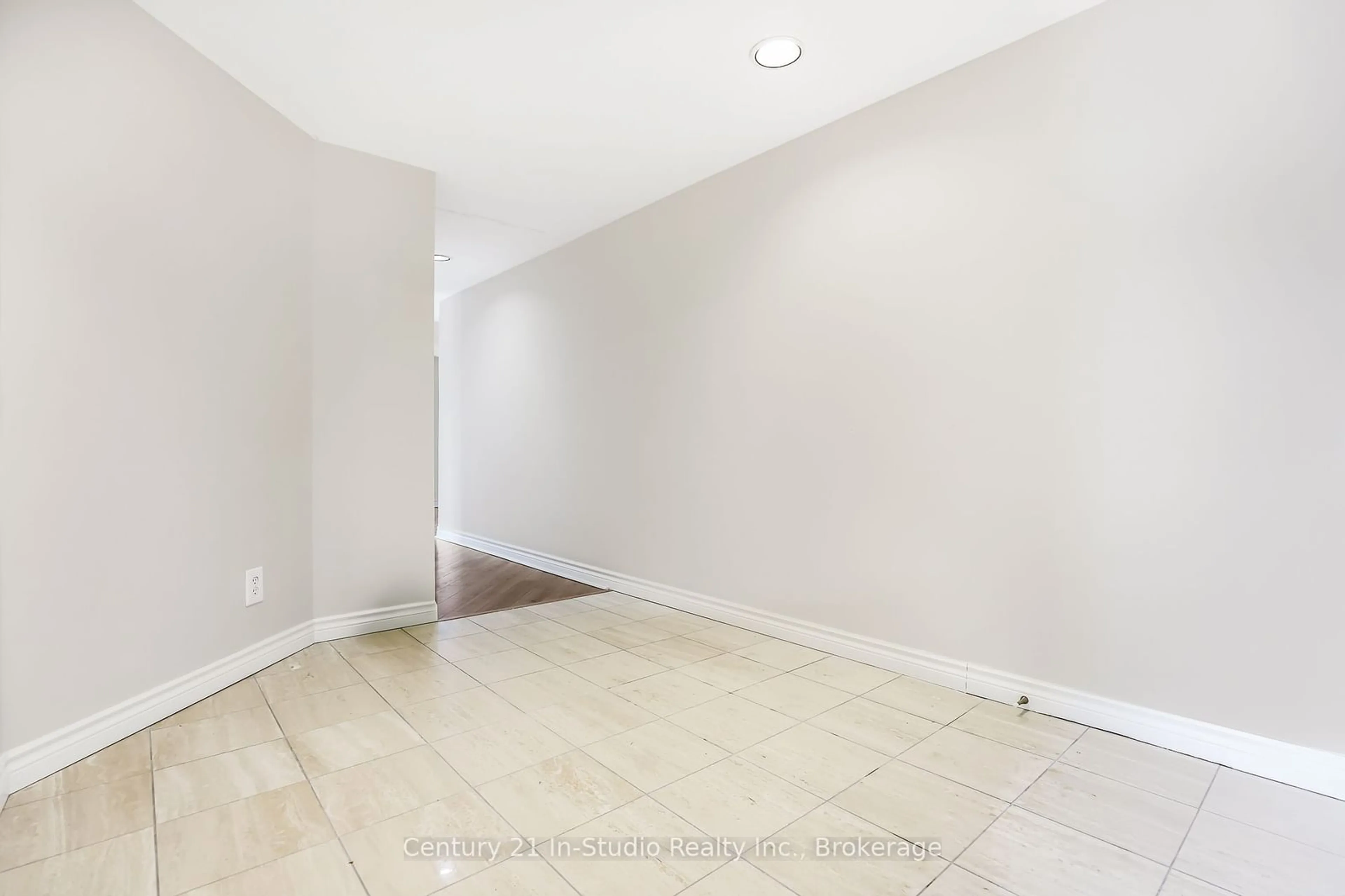 A pic of a room for 1455 2nd Ave #401, Owen Sound Ontario N4K 6V3