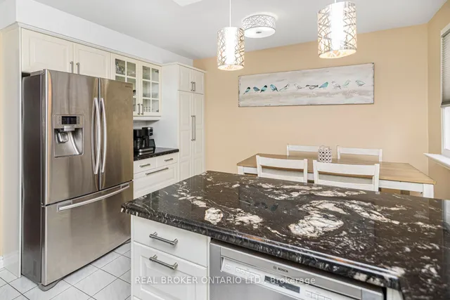 Additional property image - 647 Tomahawk Cres