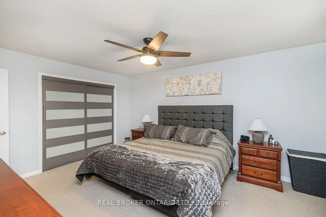 Additional property image - 647 Tomahawk Cres