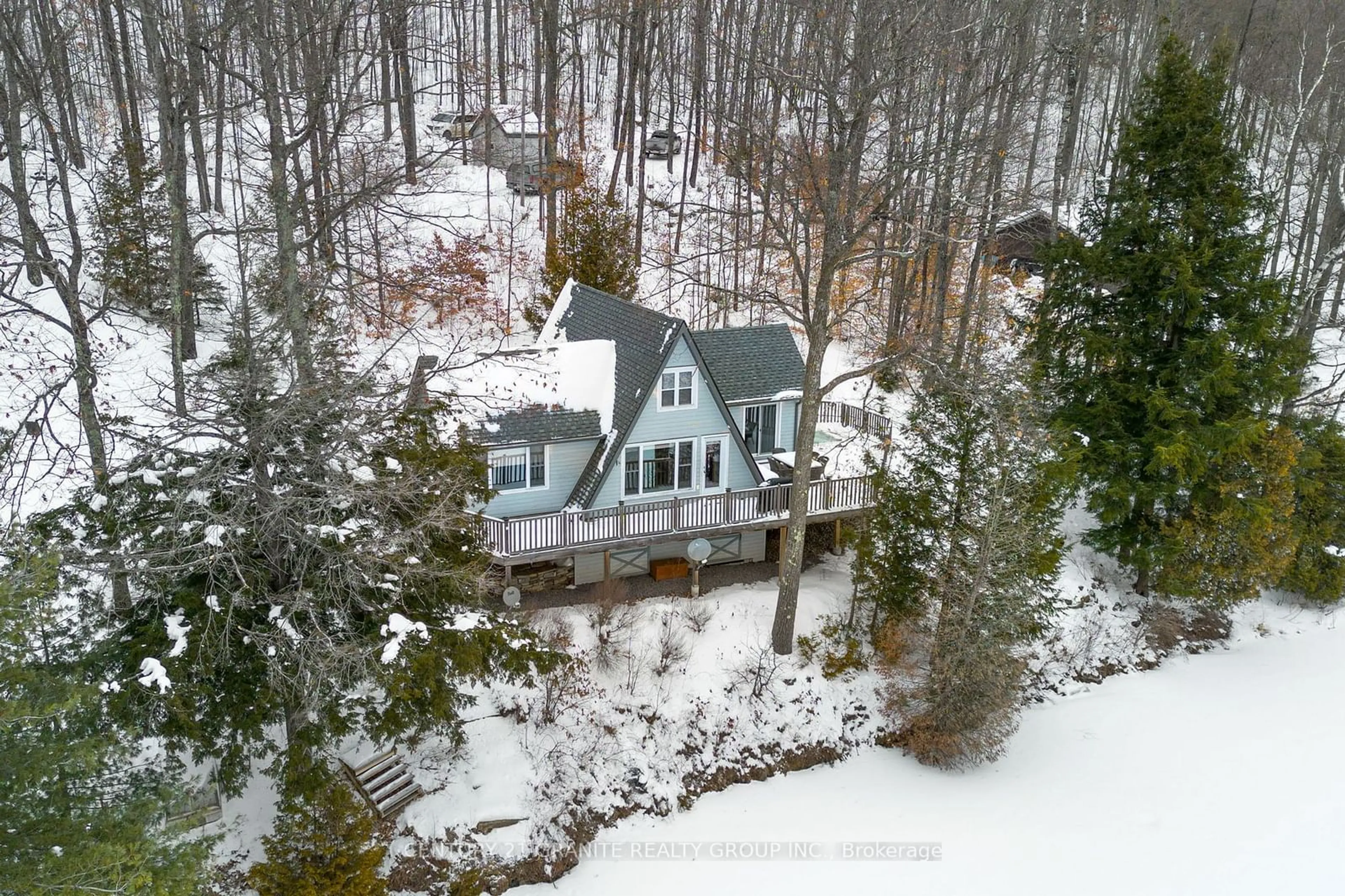 A pic from outside/outdoor area/front of a property/back of a property/a pic from drone, unknown for 203 Faradale Dr, Faraday Ontario K0L 1C0