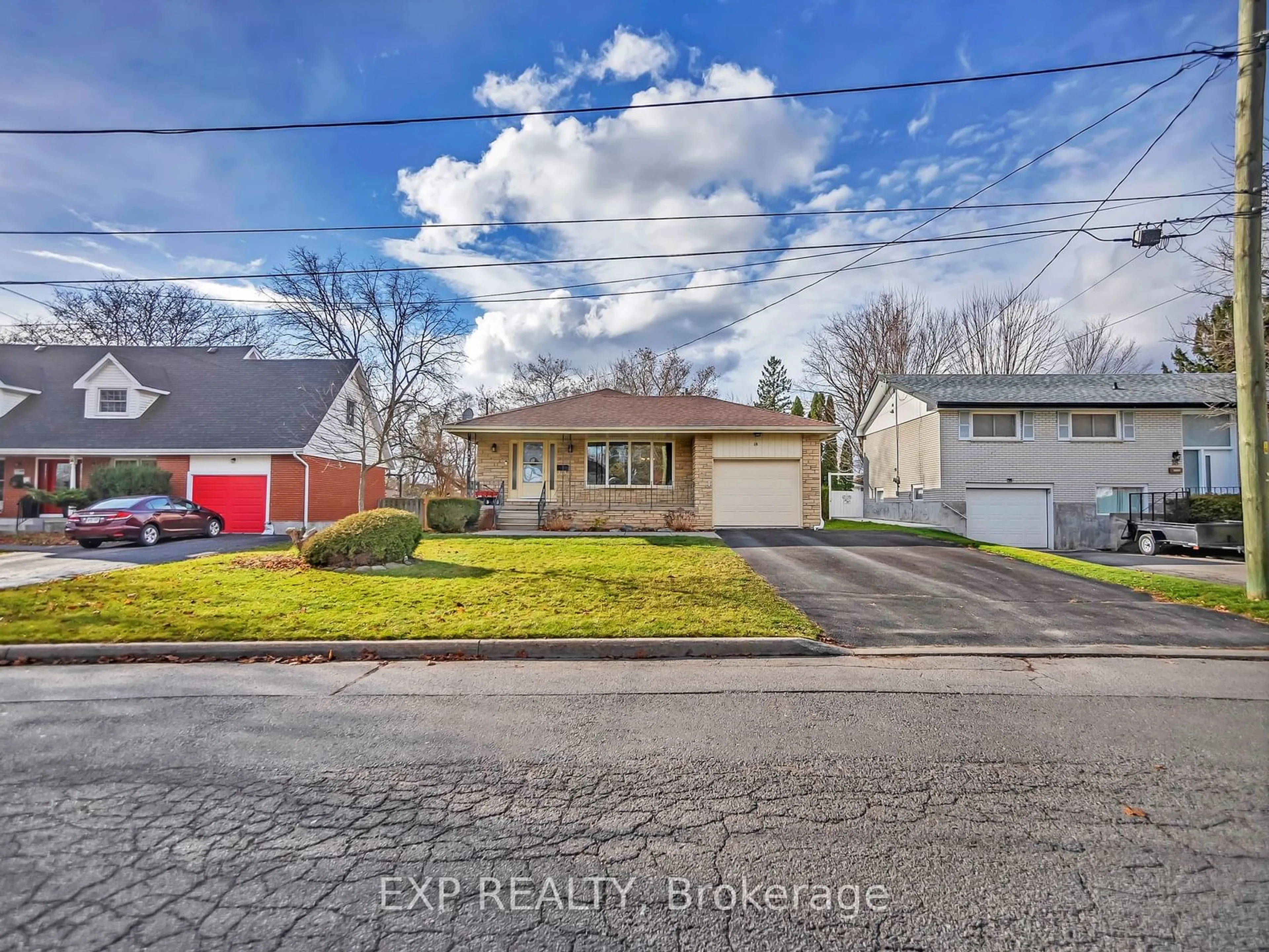 A pic from outside/outdoor area/front of a property/back of a property/a pic from drone, street for 16 Applewood Dr, Belleville Ontario K8P 4E2