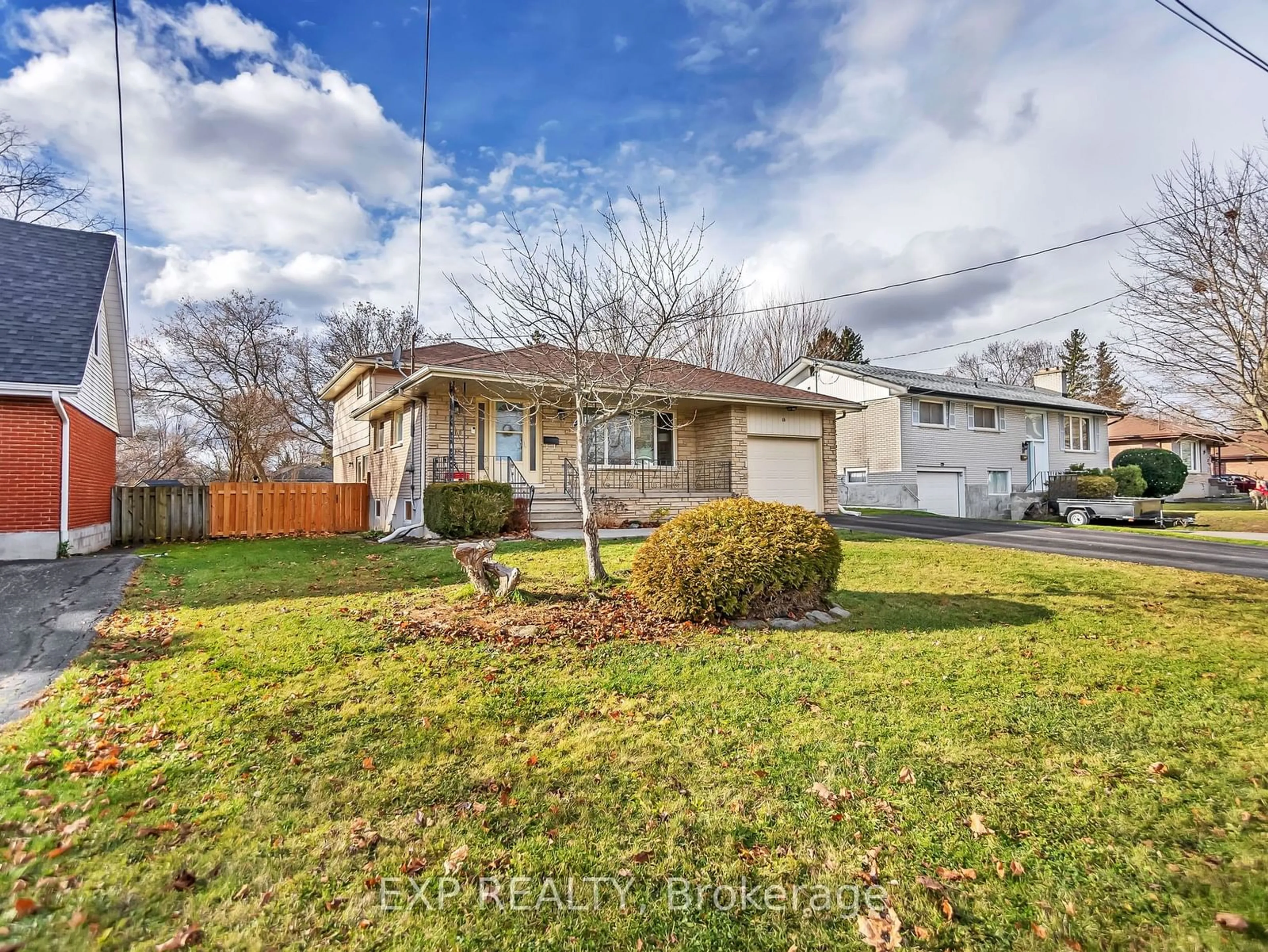 A pic from outside/outdoor area/front of a property/back of a property/a pic from drone, street for 16 Applewood Dr, Belleville Ontario K8P 4E2