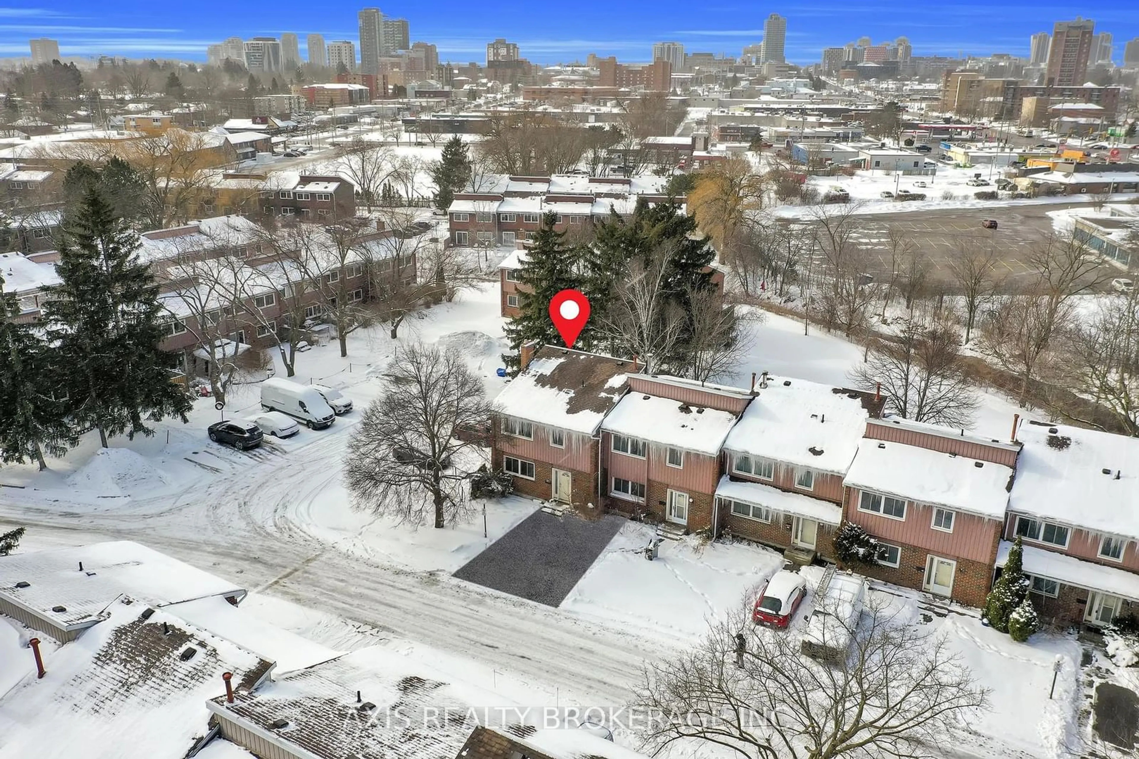 A pic from outside/outdoor area/front of a property/back of a property/a pic from drone, city buildings view from balcony for 121 University Ave #79, Waterloo Ontario N2J 2W1