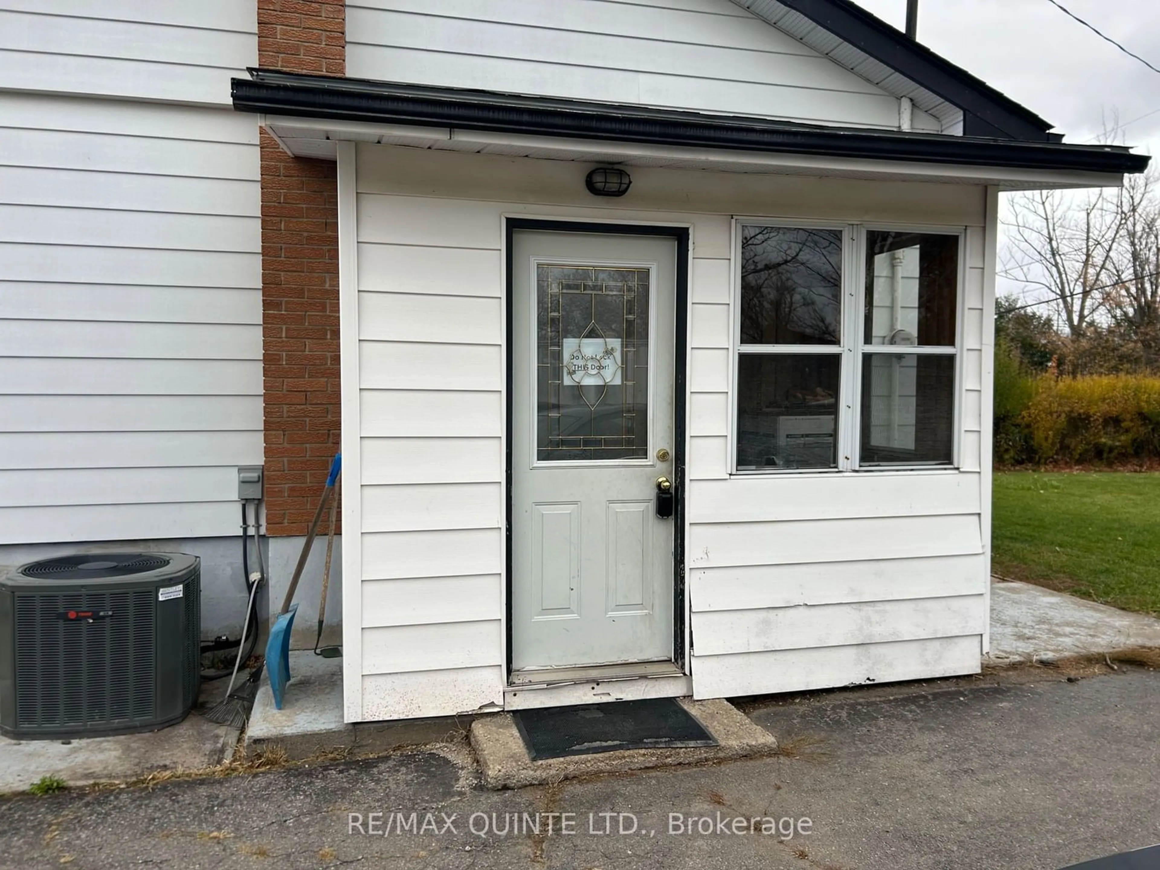 Unknown for 362 Grills Rd, Quinte West Ontario K8N 4Z5