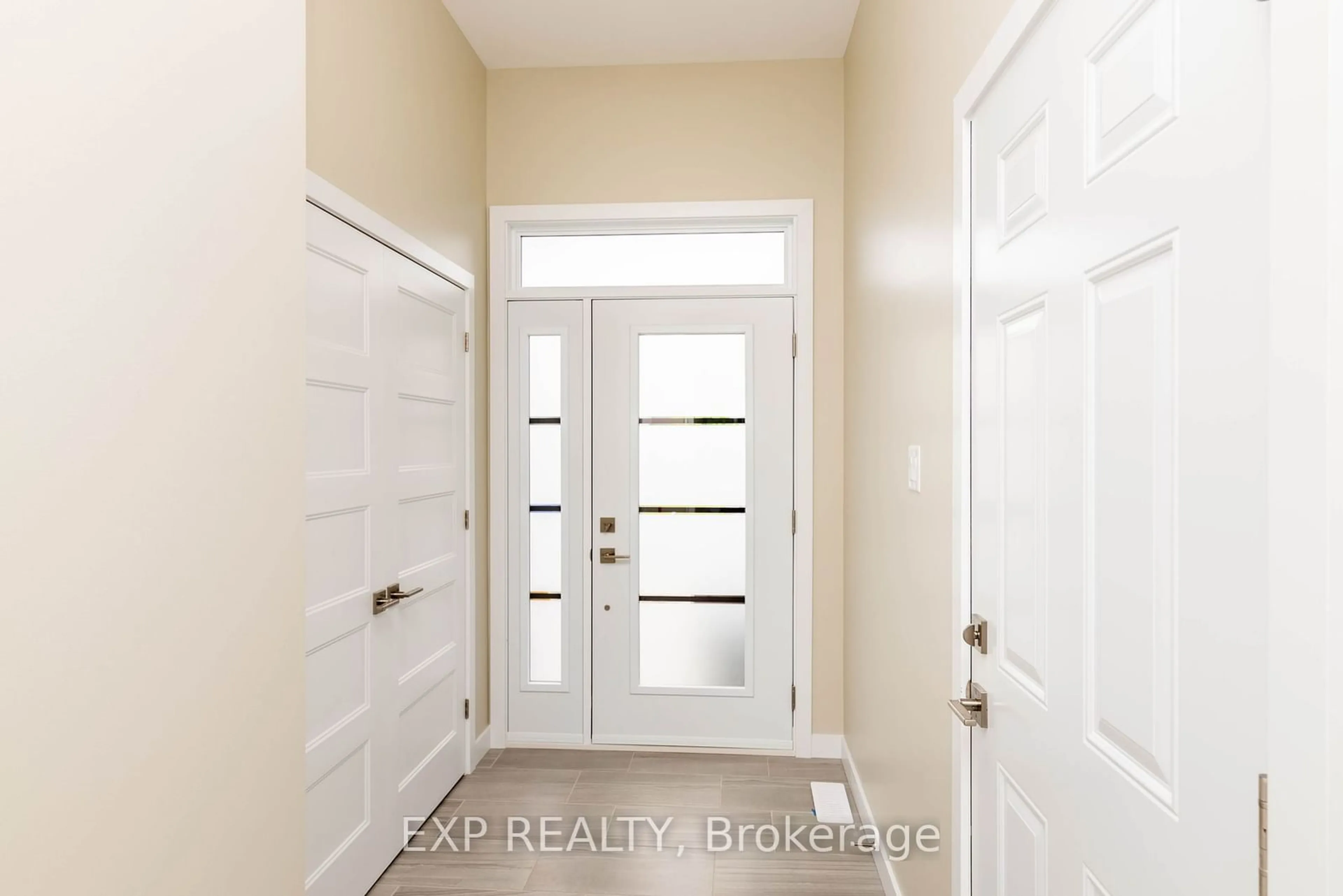 Indoor entryway for 291 Hazel Cres, The Nation Ontario K0A 2M0