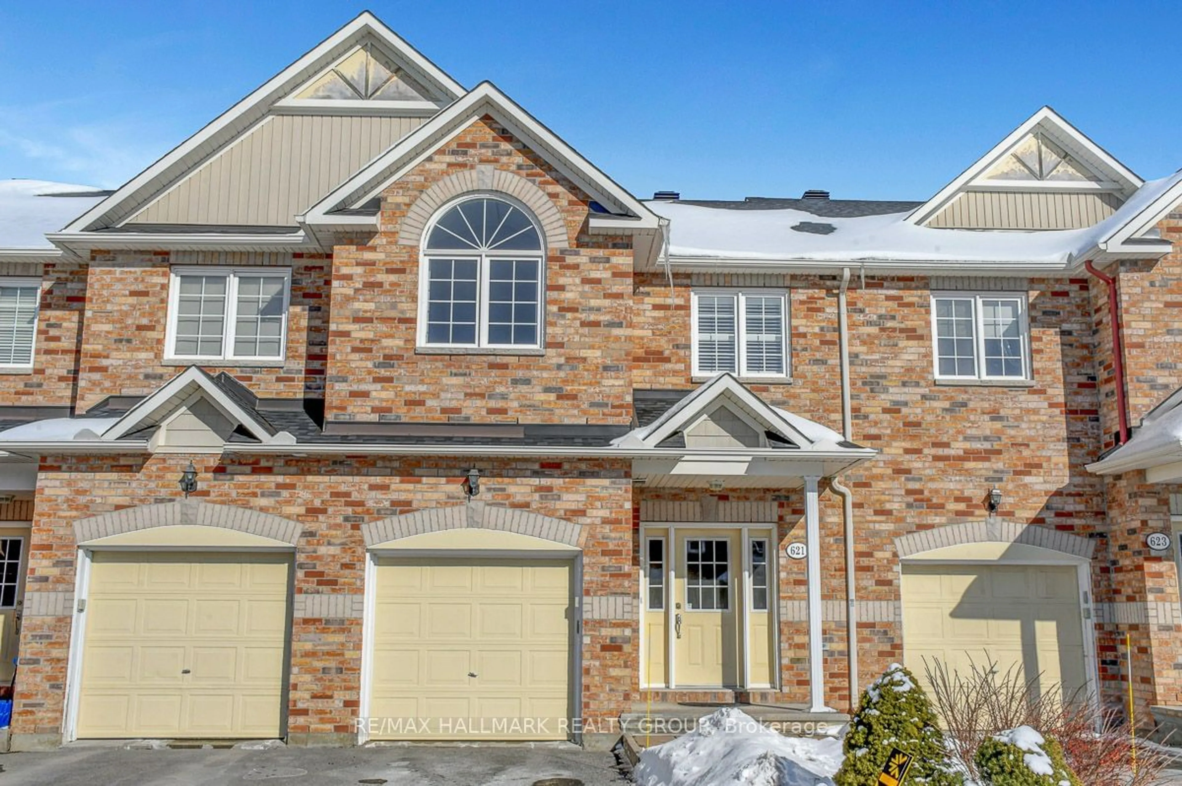 Home with brick exterior material, street for 621 Braecreek Ave, Kanata Ontario K2W 0B4