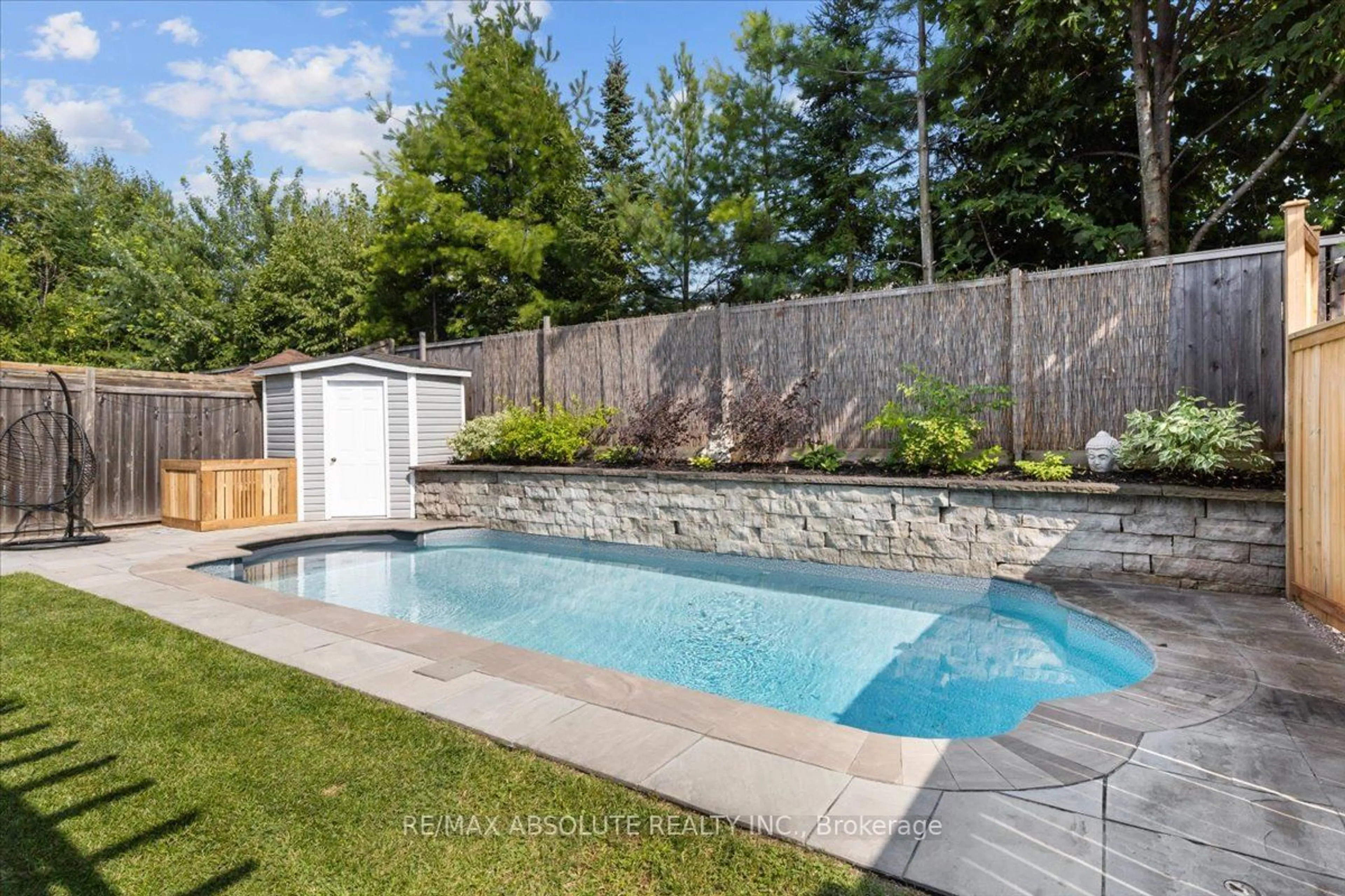 Pool for 113 BANDELIER Way, Stittsville - Munster - Richmond Ontario K2S 0C3