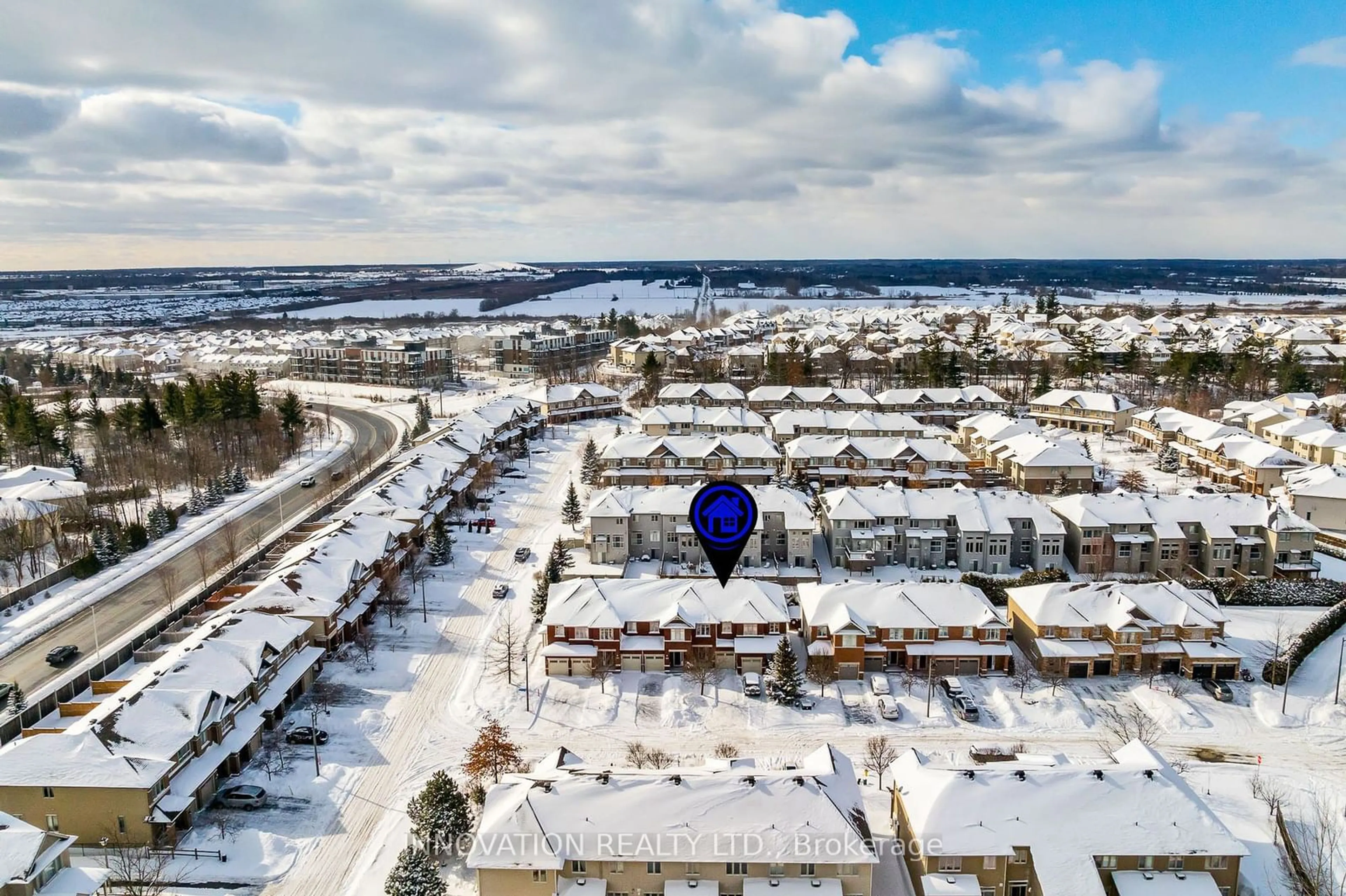 A pic from outside/outdoor area/front of a property/back of a property/a pic from drone, unknown for 31 Torbec Ave, Kanata Ontario K2T 0B6