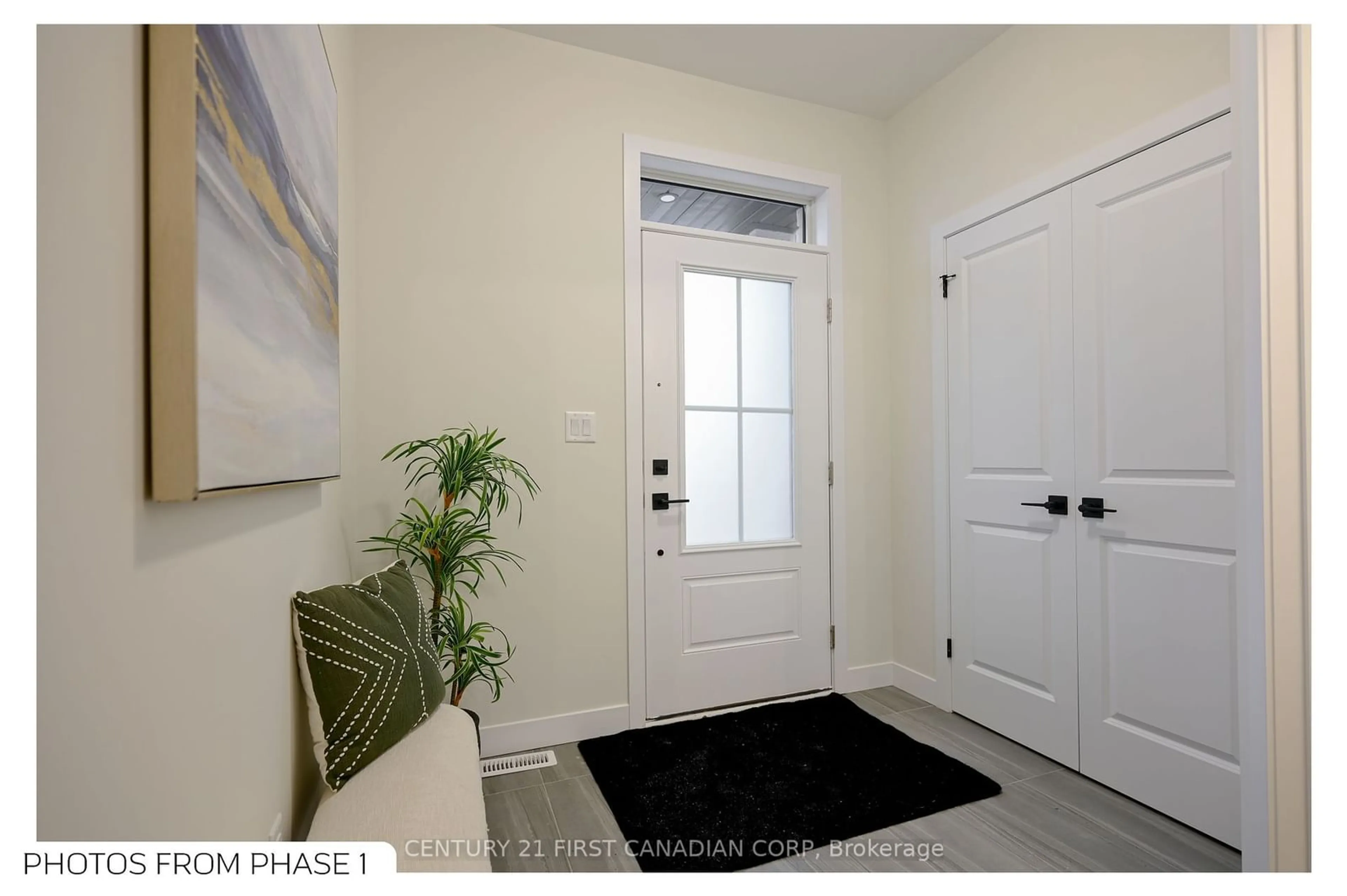 Indoor entryway for 6681 Hayward Dr, London Ontario N6P 0H7