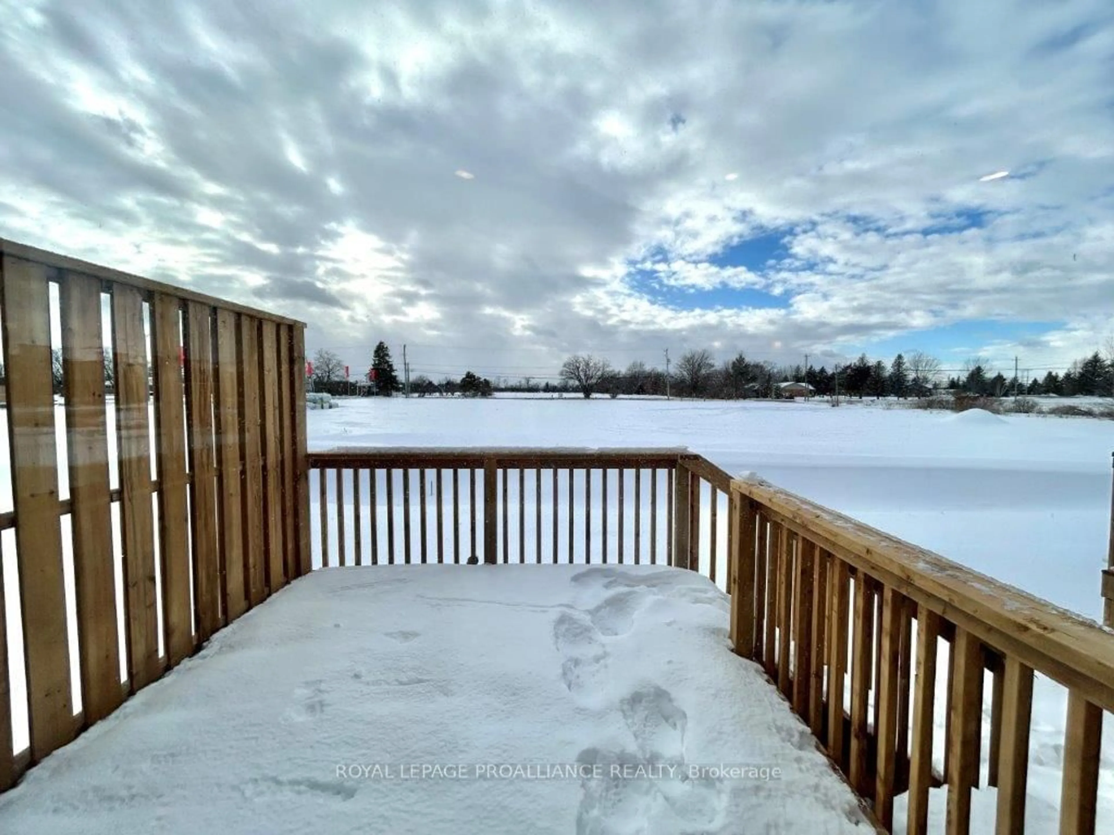 Patio, water/lake/river/ocean view for 9 Otonabee St, Belleville Ontario K8N 0T3