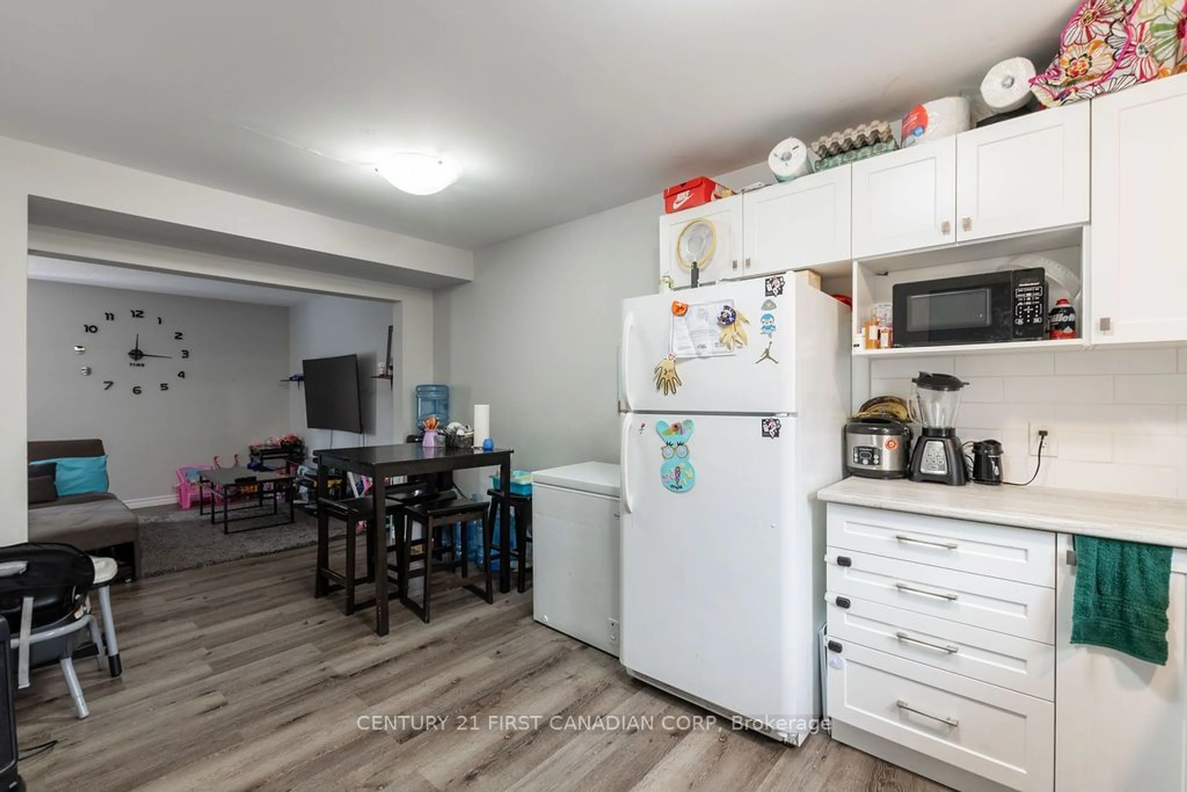 Standard kitchen, unknown for 217 Martinet Ave #23, London Ontario N5V 4P5