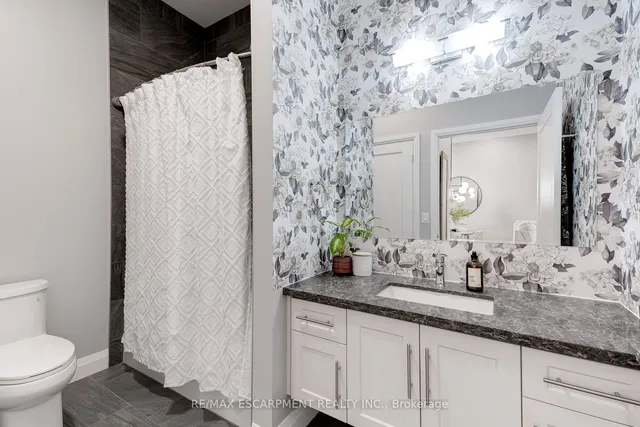 Additional property image - 30 HAMILTON St Unit 108
