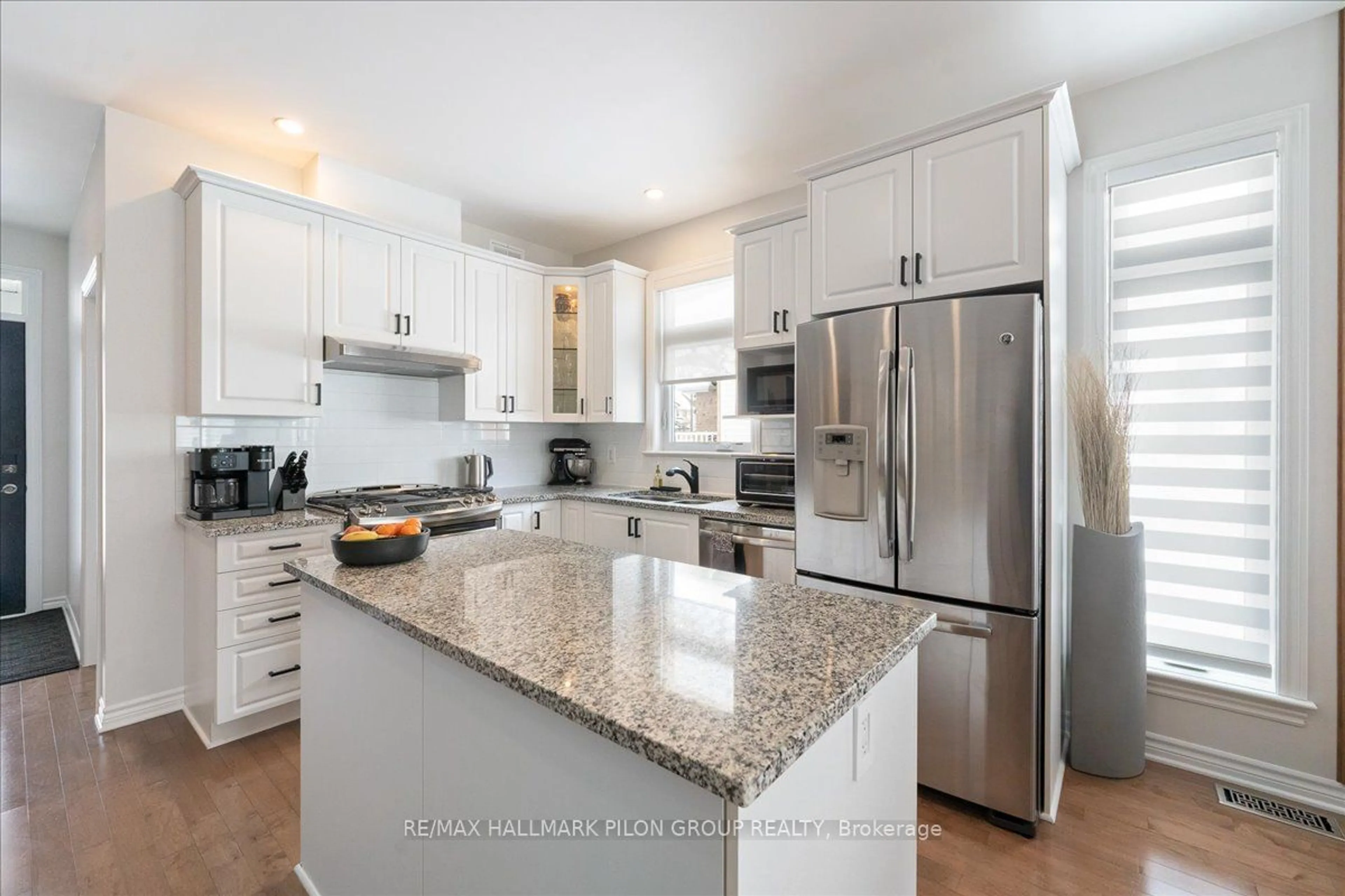 Open concept kitchen, ceramic/tile floor for 209 Brouage Way, Orleans - Cumberland and Area Ontario K4A 0Y5