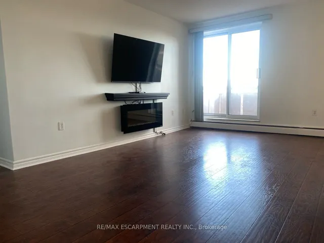 Additional property image - 851 Queenston Rd Unit 607