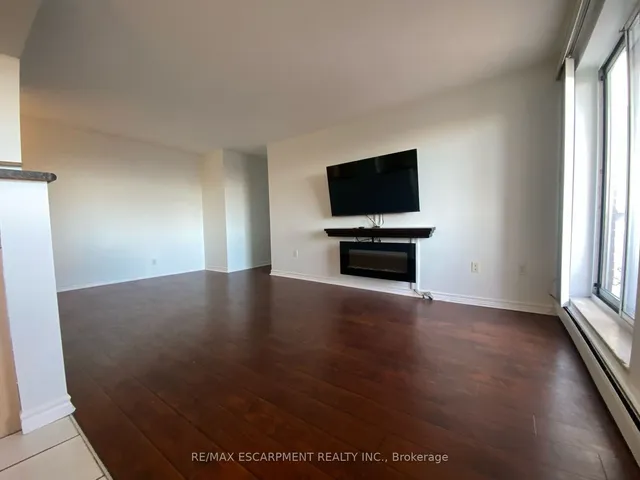 Additional property image - 851 Queenston Rd Unit 607
