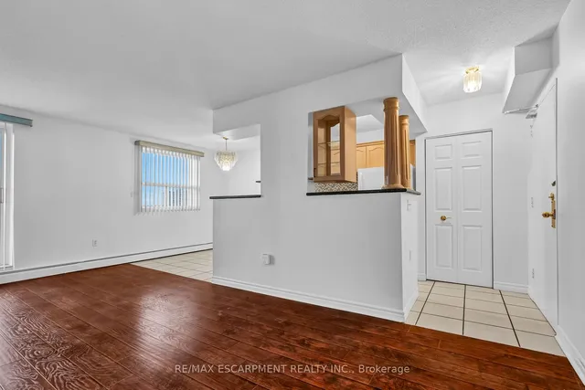 Additional property image - 851 Queenston Rd Unit 607