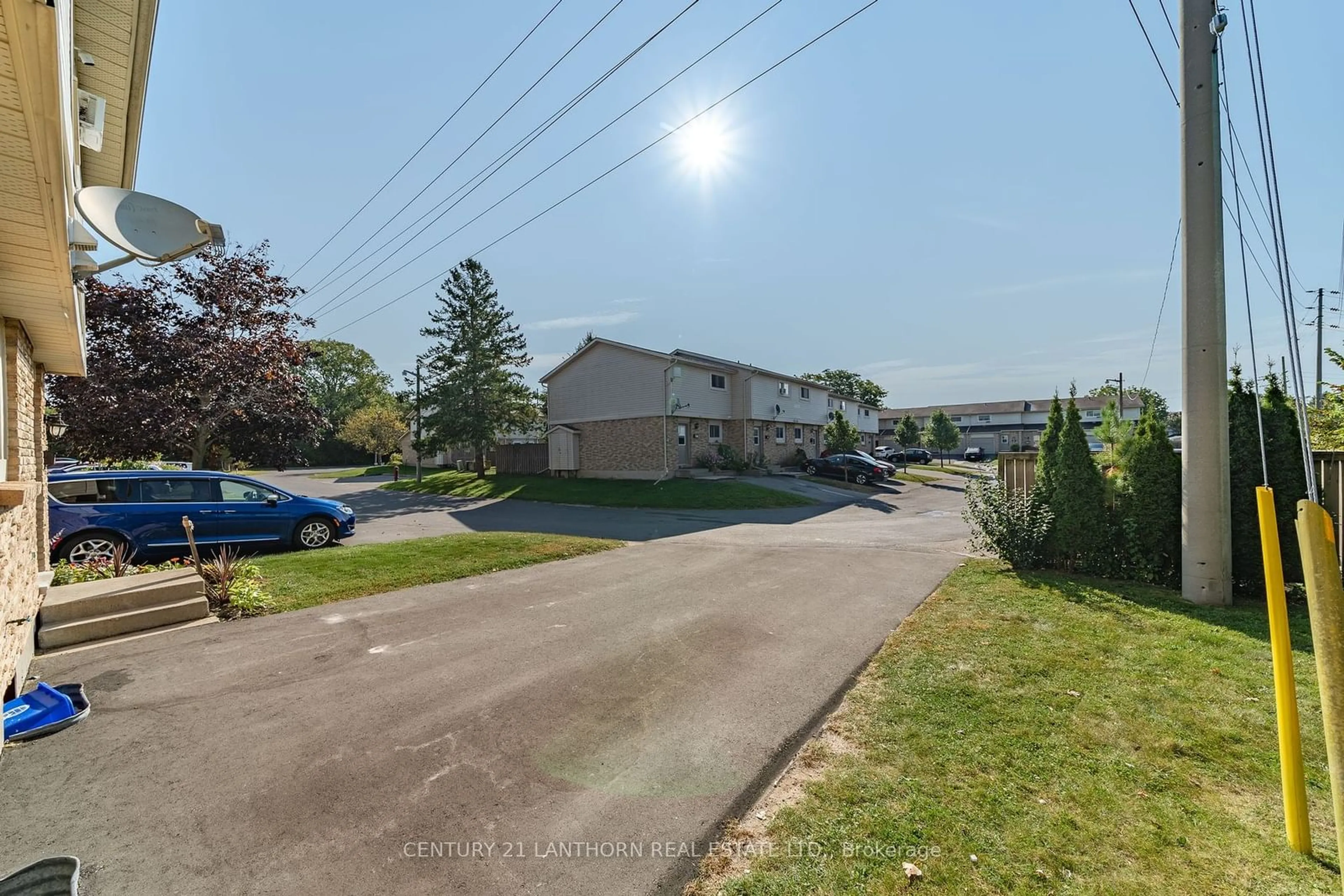 A pic from outside/outdoor area/front of a property/back of a property/a pic from drone, street for 54 - G Cascade Blvd, Belleville Ontario K8P 4W1