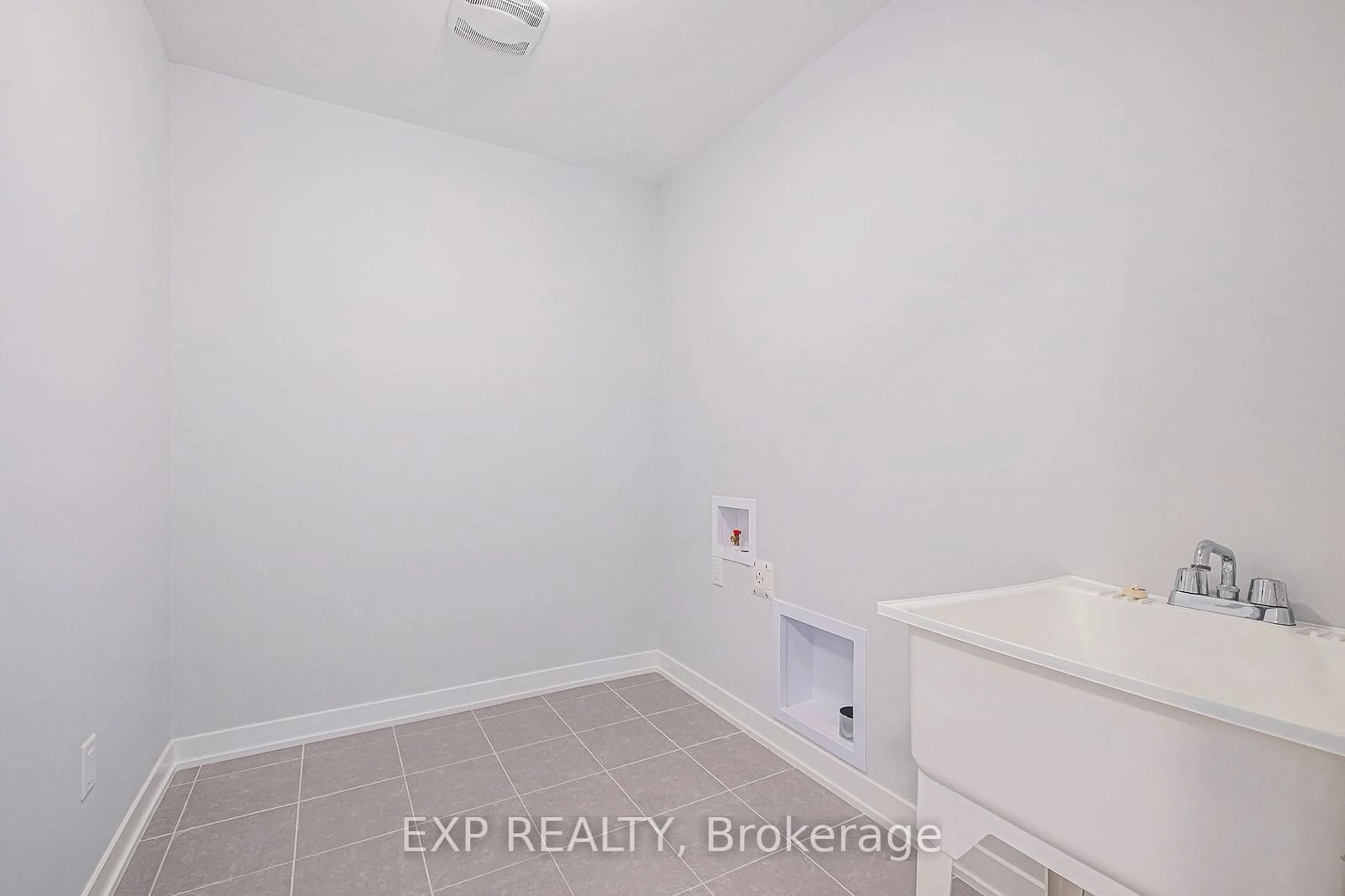 A pic of a room for 6356 Ottawa St, Stittsville - Munster - Richmond Ontario K0A 2Z0