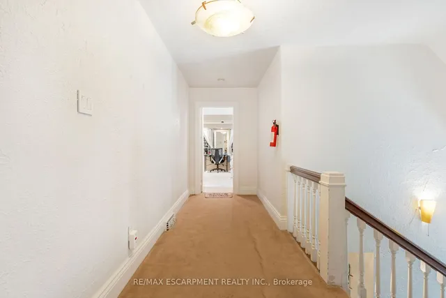Additional property image - 4 Forsyth Ave