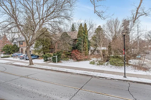 Additional property image - 4 Forsyth Ave