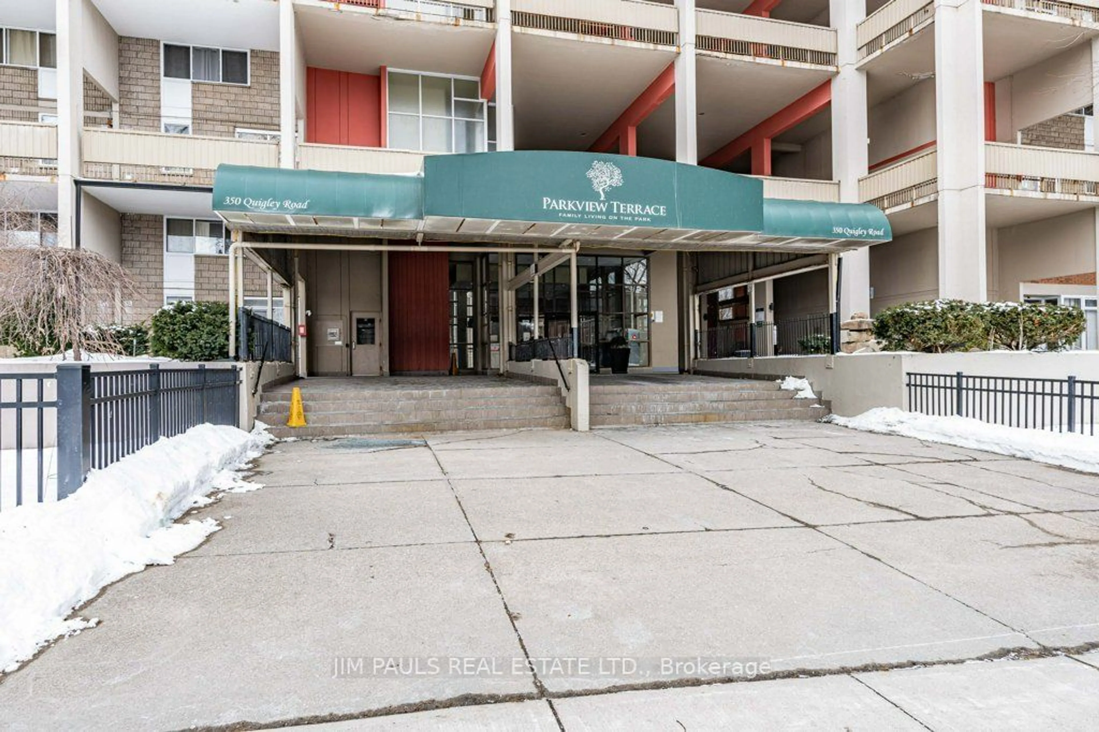 Lobby for 350 Quigley Rd #526, Hamilton Ontario L8K 5N2