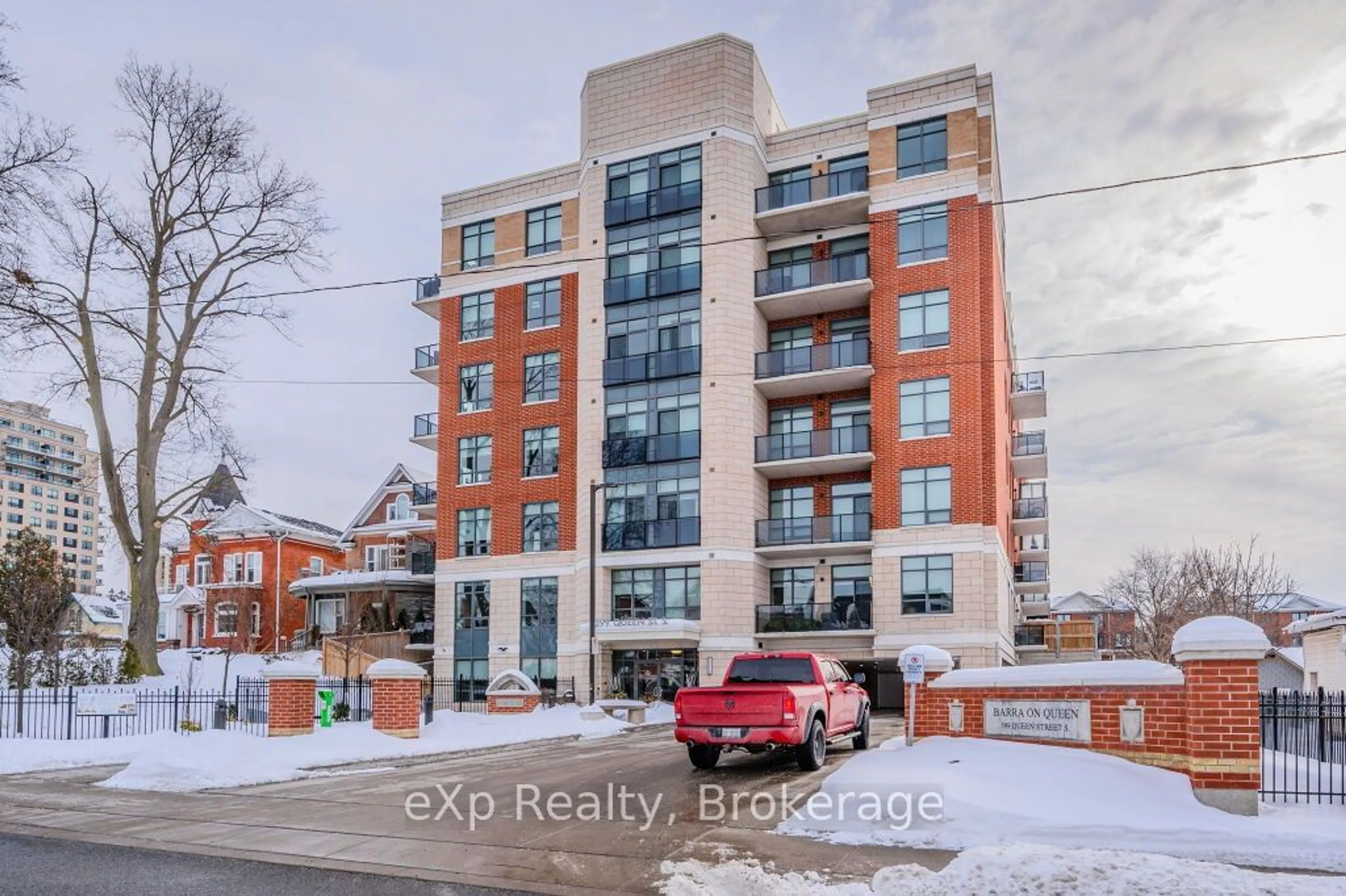 A pic from outside/outdoor area/front of a property/back of a property/a pic from drone, building for 399 Queen St #107, Kitchener Ontario N2G 0C4