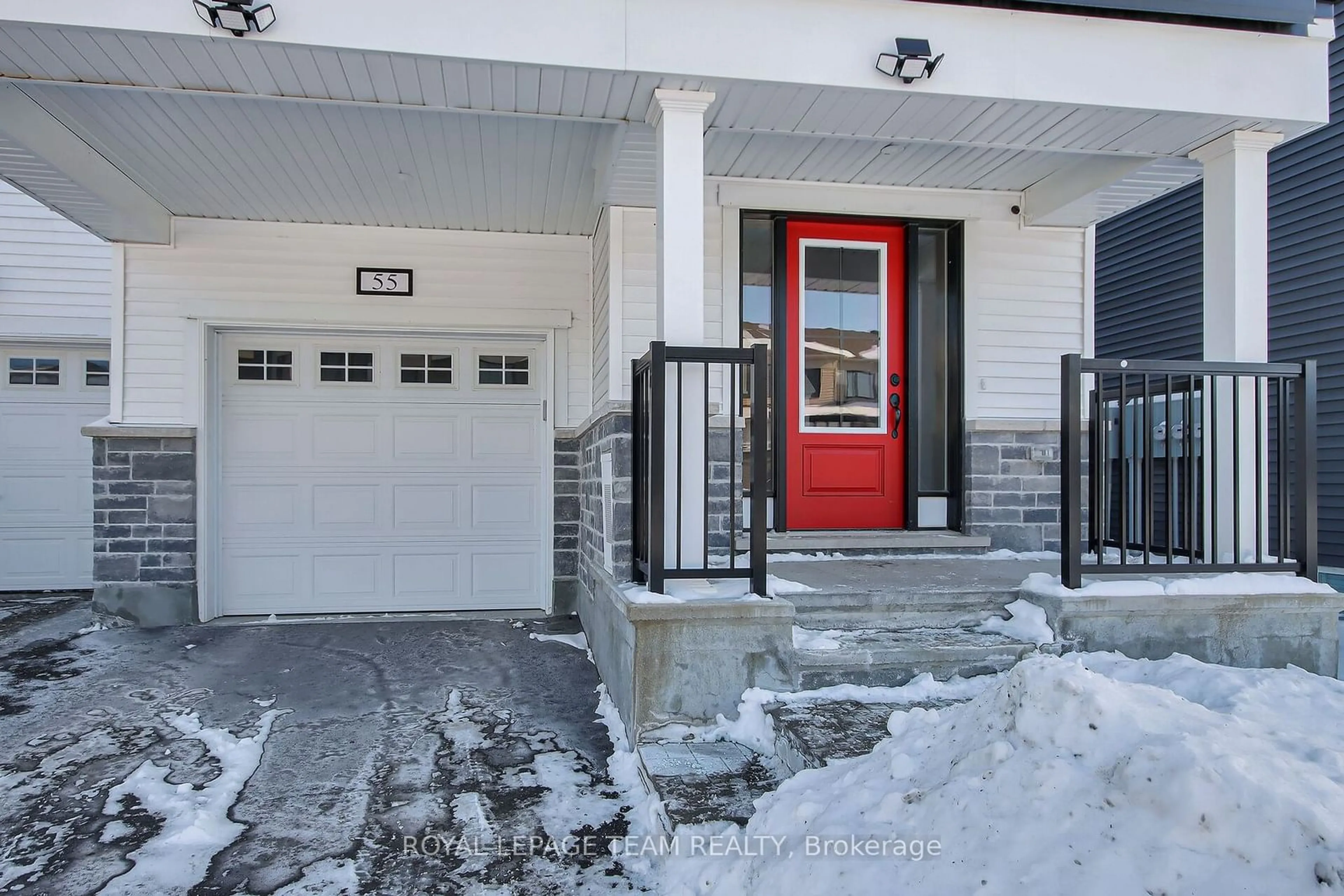 Indoor entryway for 55 Lentago Ave, Barrhaven Ontario K2J 7A1