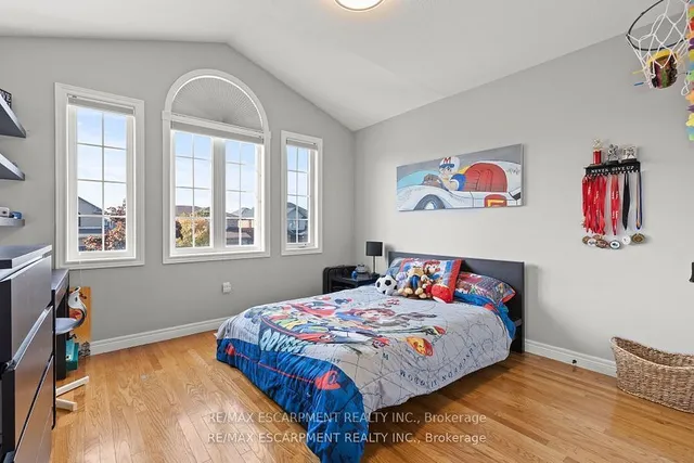 Additional property image - 21 Tuscani Dr