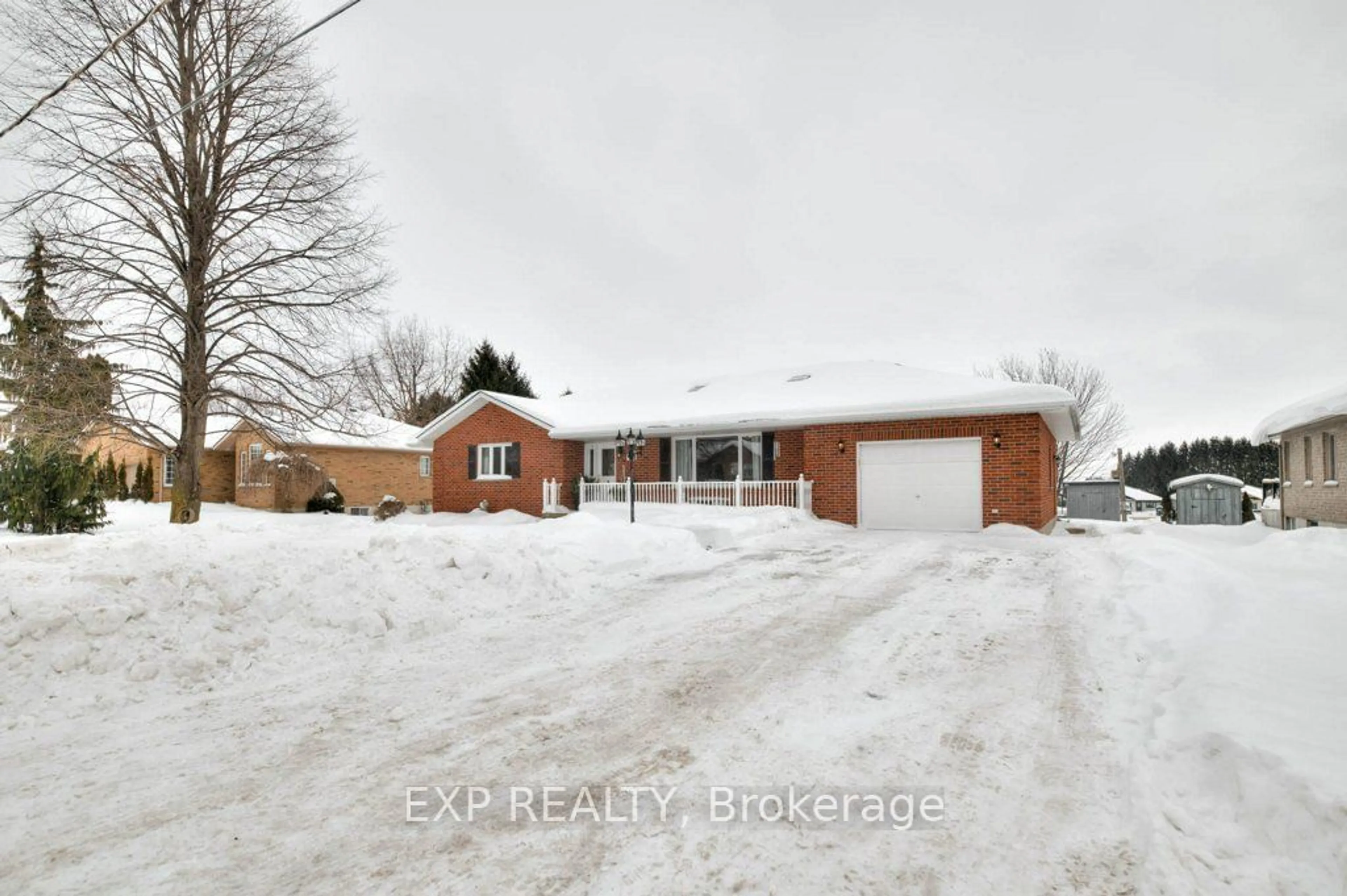 Unknown for 763 Sports Dr, Huron East Ontario N0G 1H0