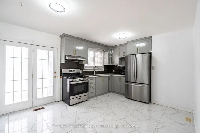 Additional property image - 19 Winthrop Pl