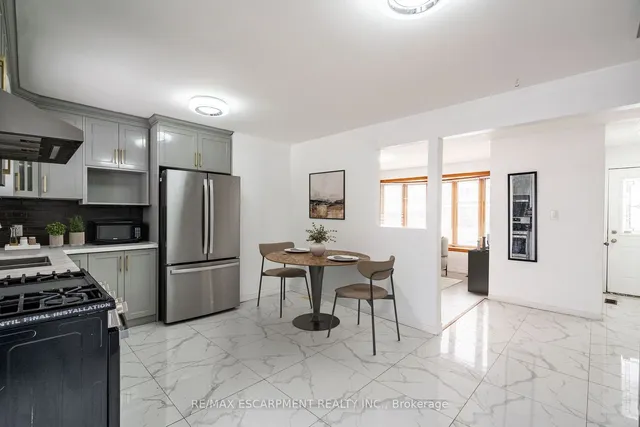 Additional property image - 19 Winthrop Pl