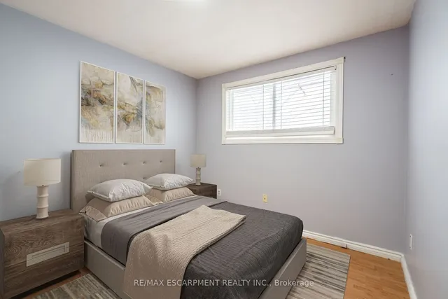Additional property image - 19 Winthrop Pl
