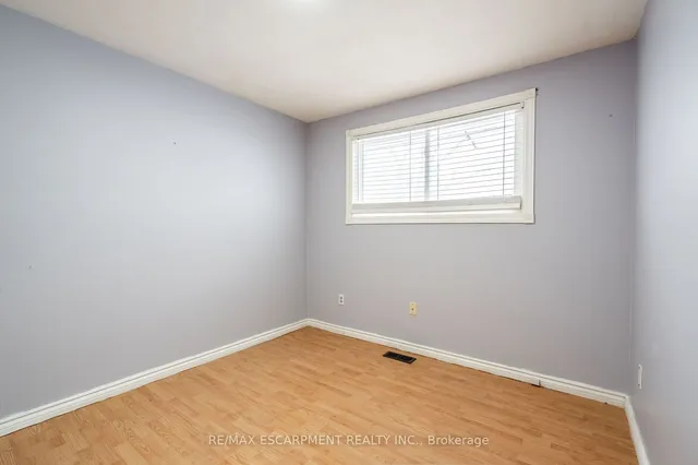 Additional property image - 19 Winthrop Pl