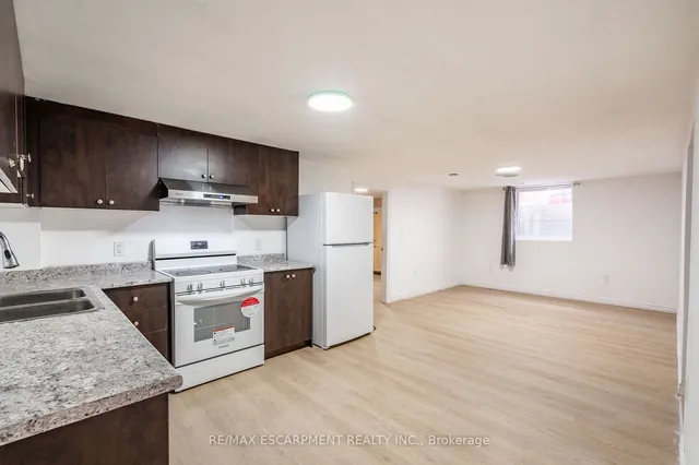 Additional property image - 19 Winthrop Pl