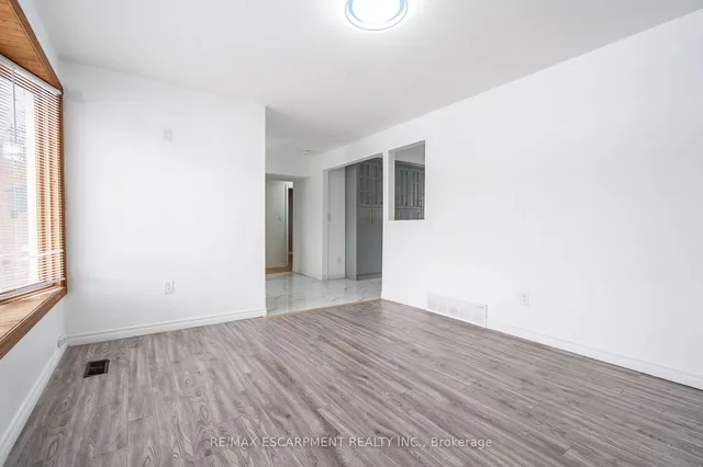 Additional property image - 19 Winthrop Pl