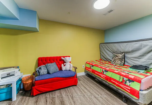 Additional property image - 52 Montcalm Dr Unit 7