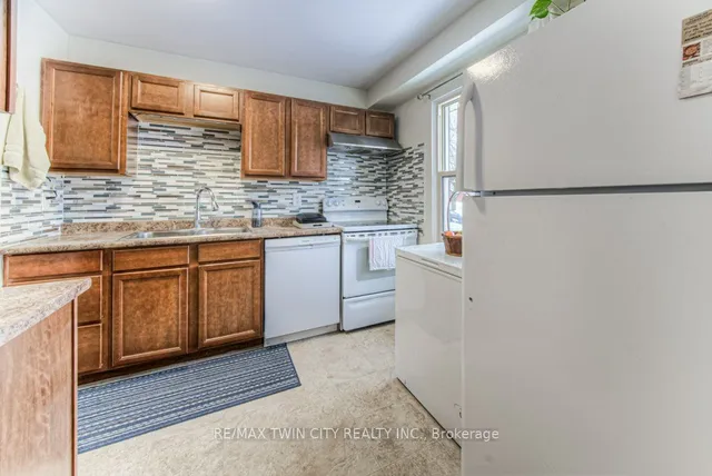 Additional property image - 52 Montcalm Dr Unit 7