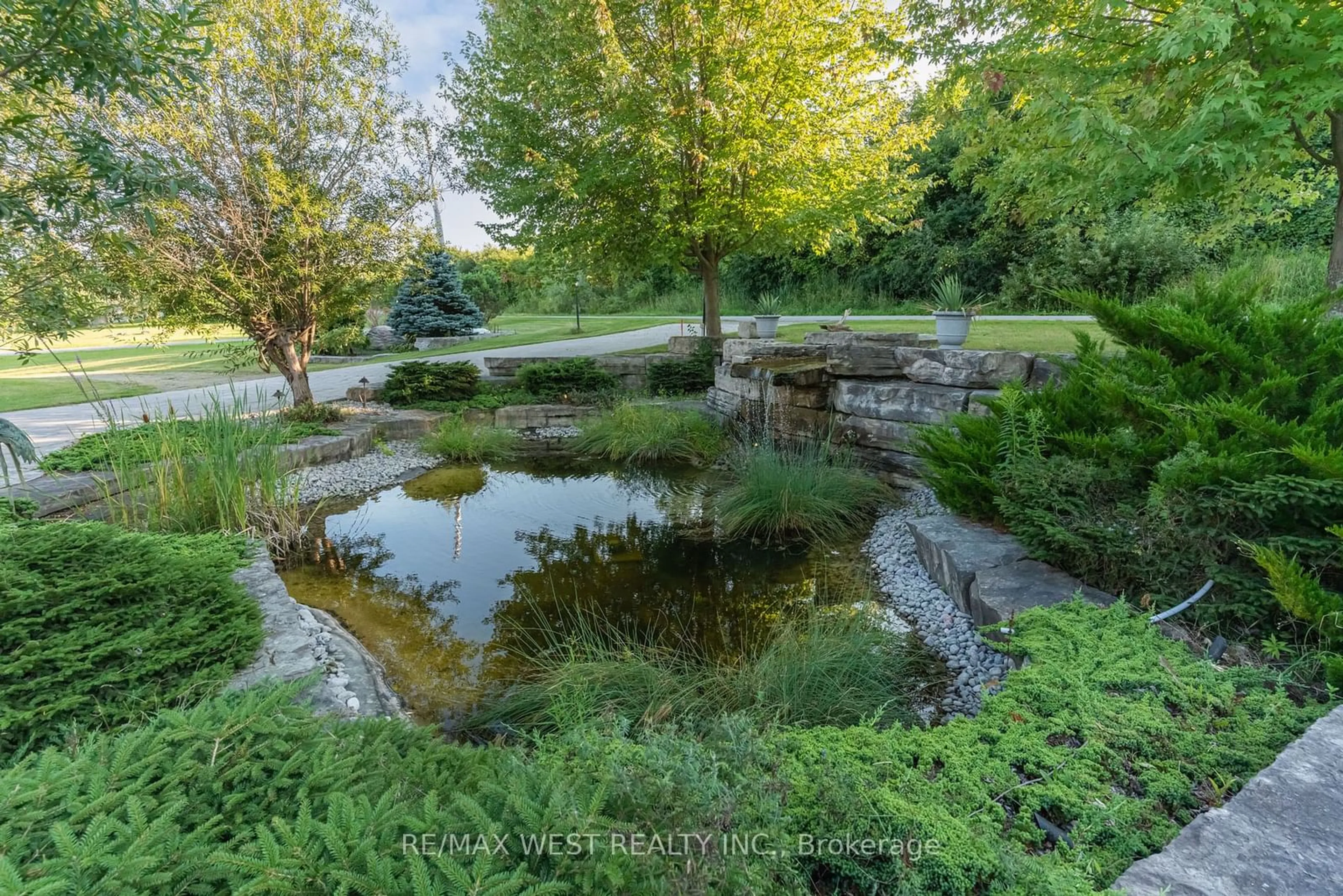 A pic from outside/outdoor area/front of a property/back of a property/a pic from drone, water/lake/river/ocean view for 31 Wispi Shore Rd, Kawartha Lakes Ontario K9V 0K4