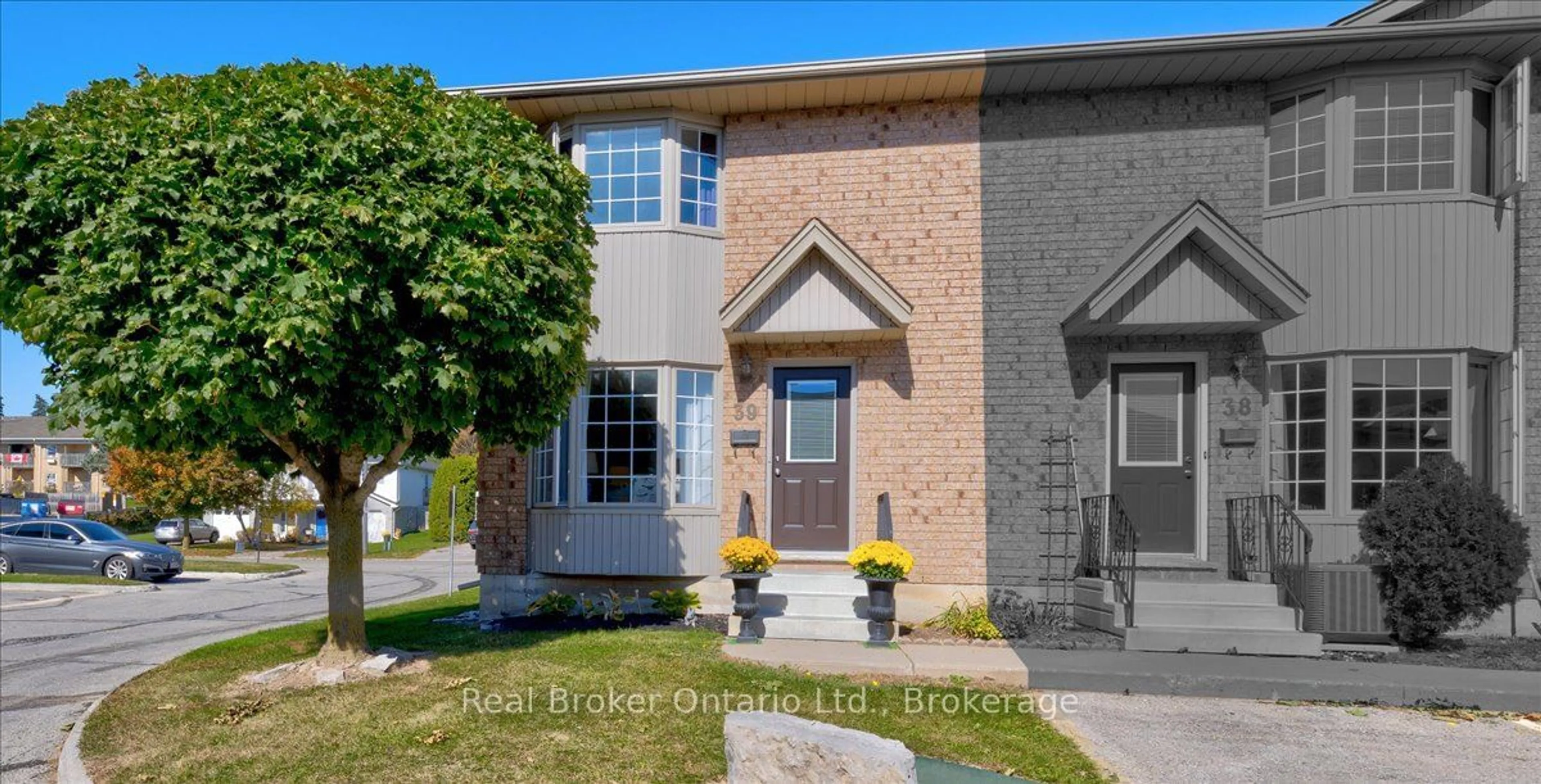 Home with brick exterior material, street for 20 Southvale Rd #39, St. Marys Ontario N4X 1E9