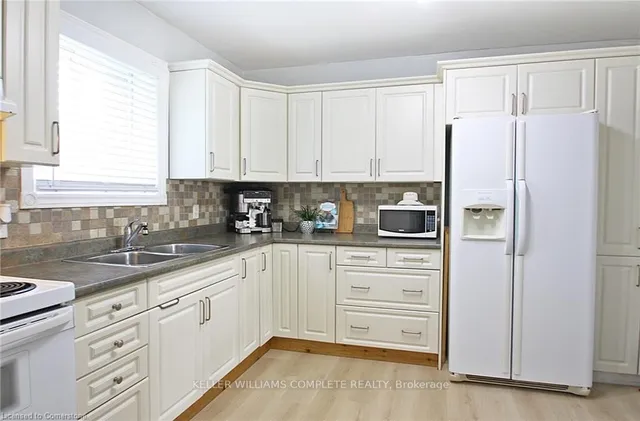 Additional property image - 129 Birge St