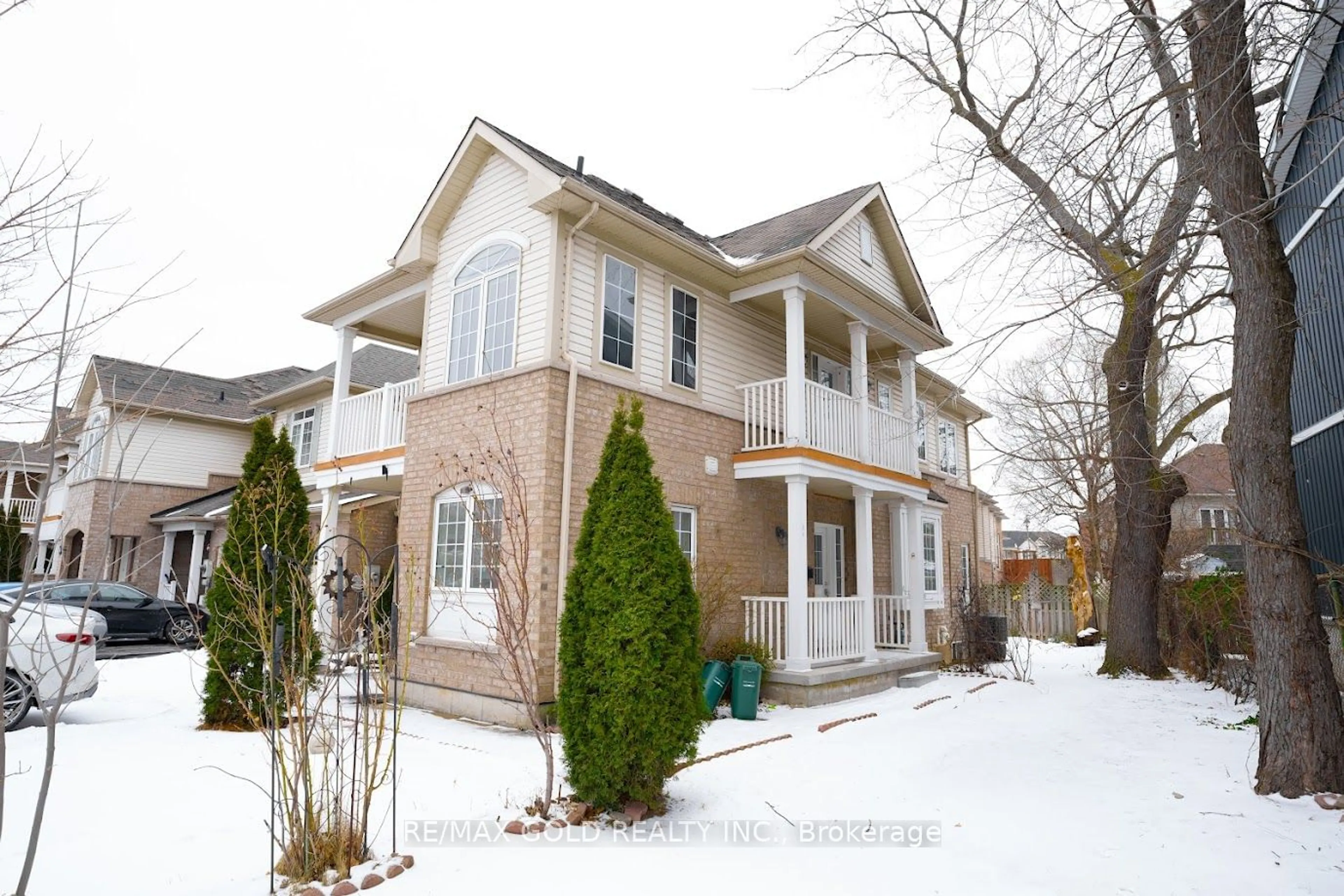 Home with brick exterior material, street for 78 Bunting Rd, St. Catharines Ontario L2P 3G9