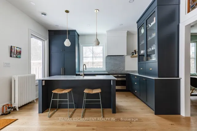 Additional property image - 45 PARK St
