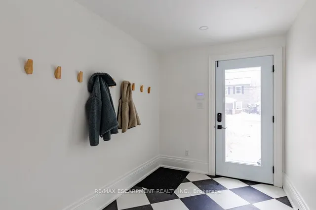 Additional property image - 45 PARK St