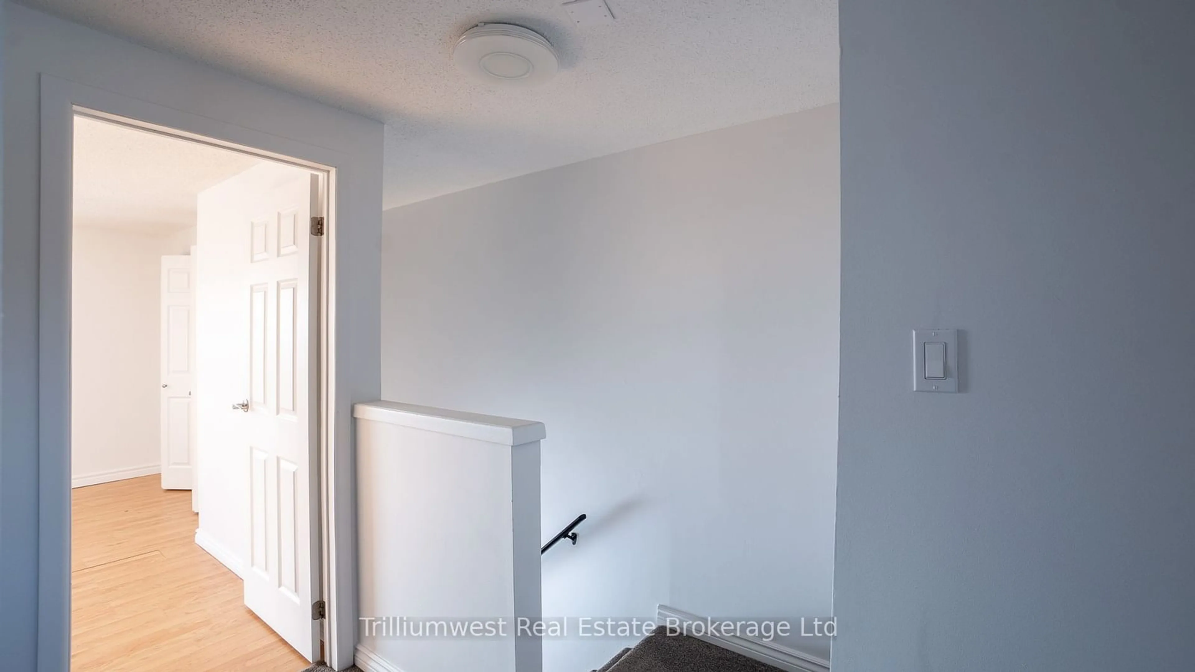 A pic of a room for 23-1200 Cheapside St, London Ontario N5Y 5J6