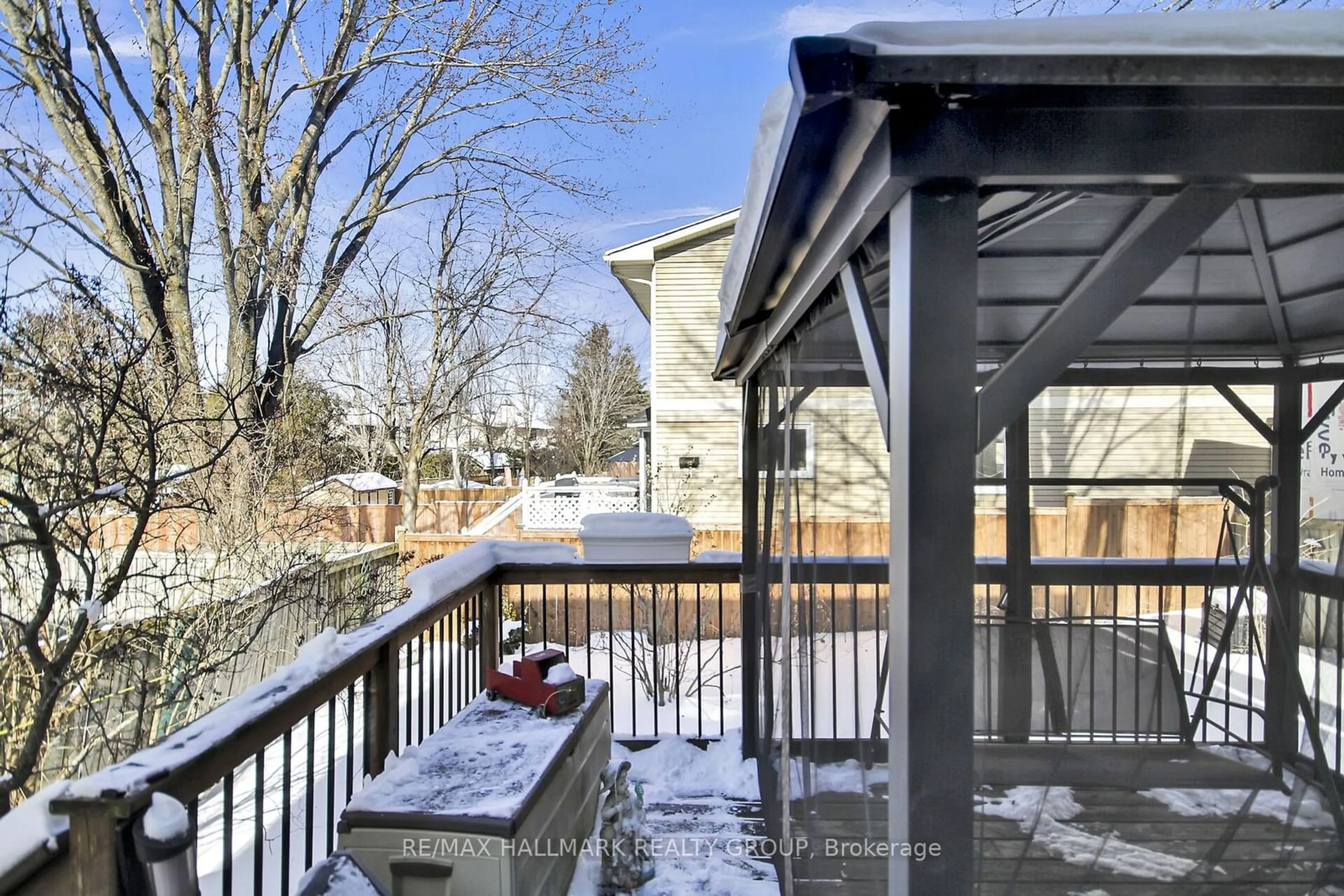 Patio, unknown for 4 Sewell Way, Kanata Ontario K2L 2W5