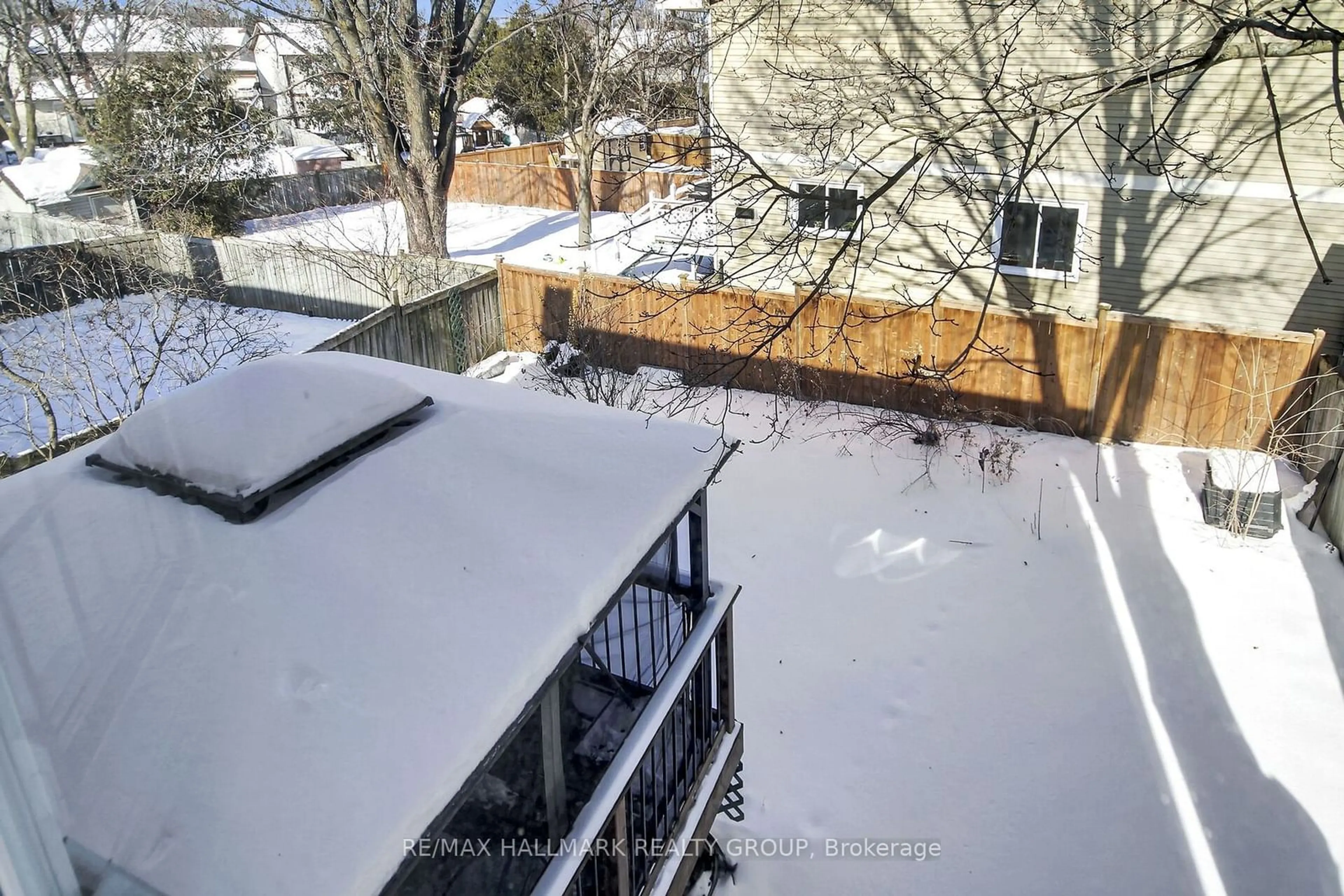 A pic from outside/outdoor area/front of a property/back of a property/a pic from drone, city buildings view from balcony for 4 Sewell Way, Kanata Ontario K2L 2W5